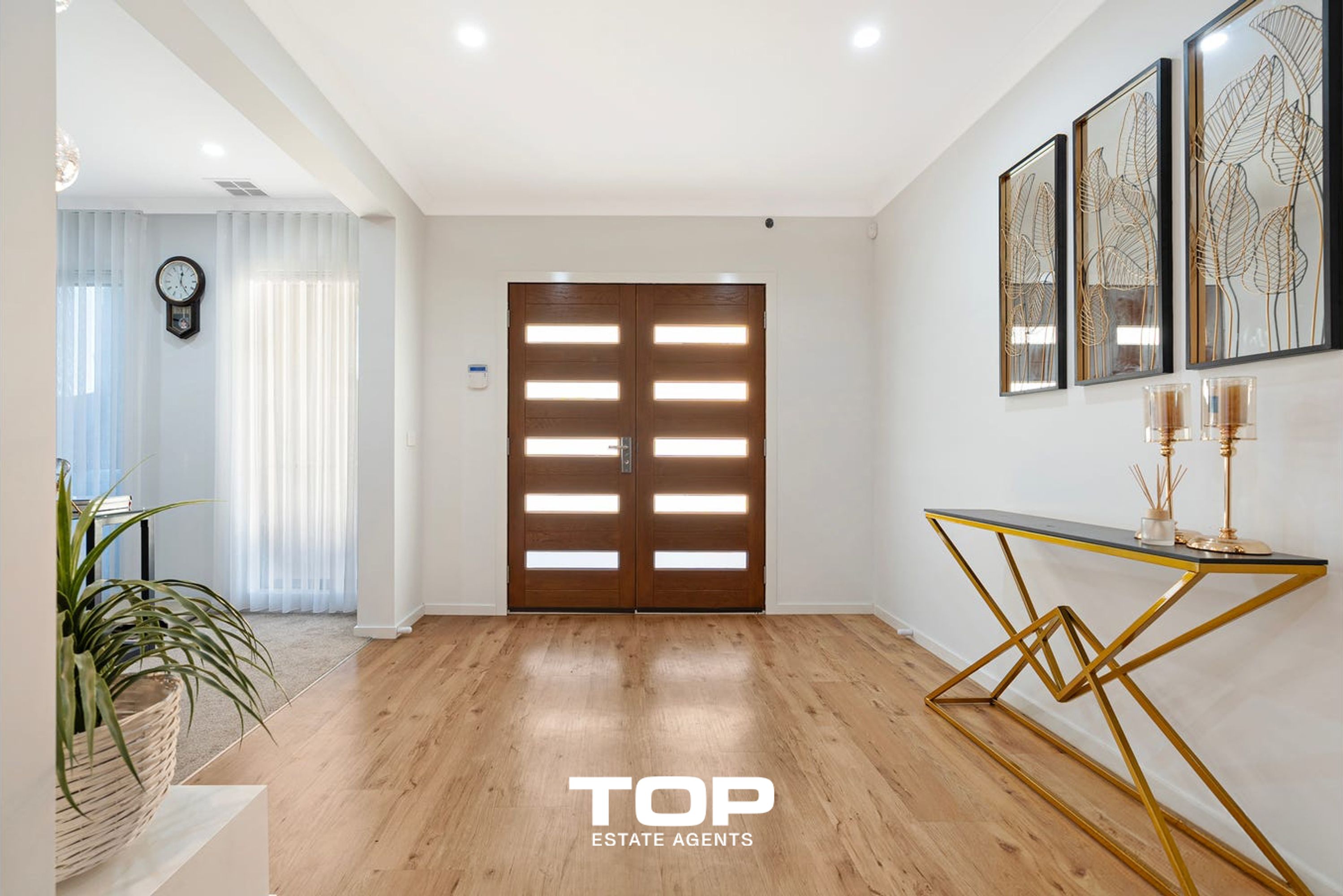 22 Patriot Boulevard, Clyde North - Thumbnail 2