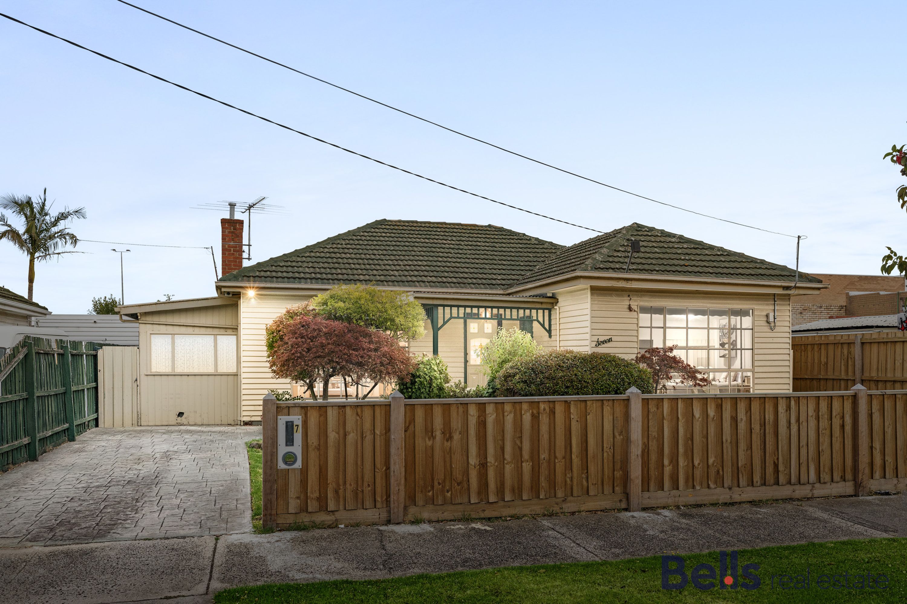 7 Gregory Street, Sunshine West - Thumbnail 2