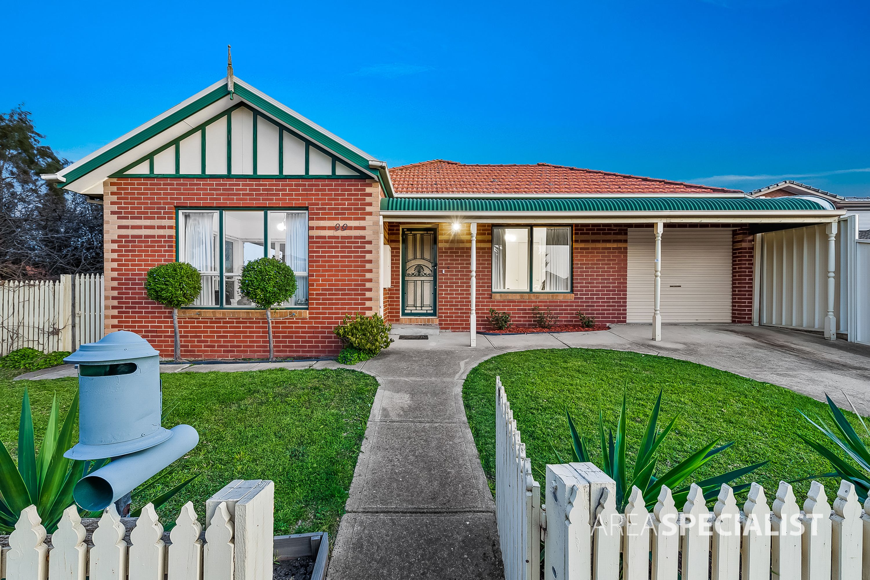 99 Lady Nelson Way, Keilor Downs VIC 3038, Keilor Downs - Thumbnail 2