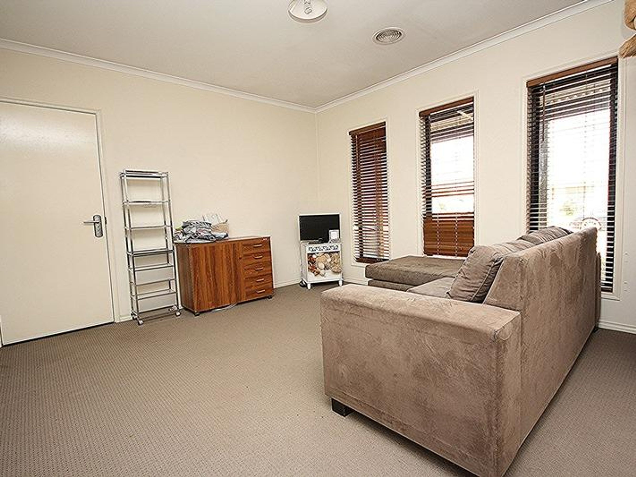 33 Citrus Avenue, Horsham VIC 3400, Horsham - Thumbnail 8