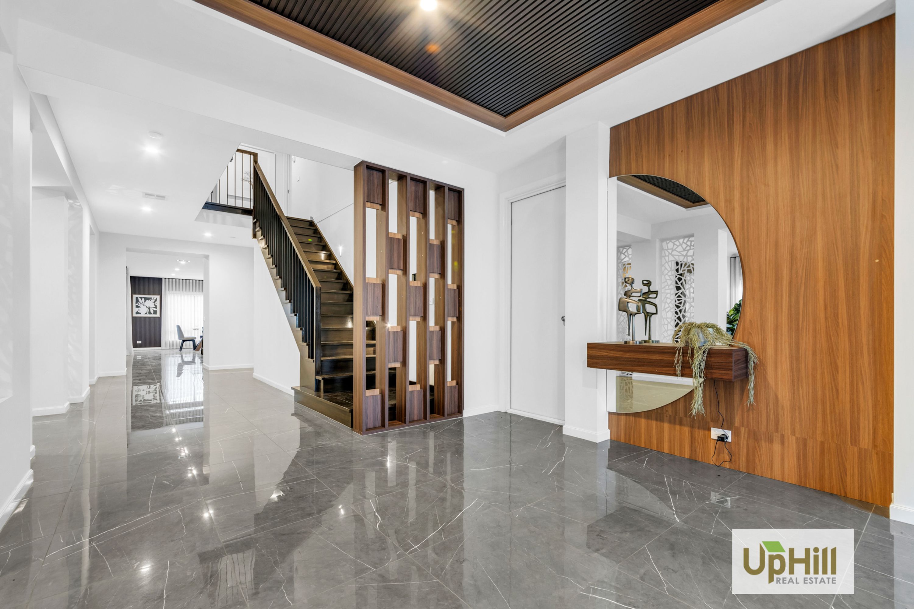 23 Salamanca Drive, Clyde North - Thumbnail 6