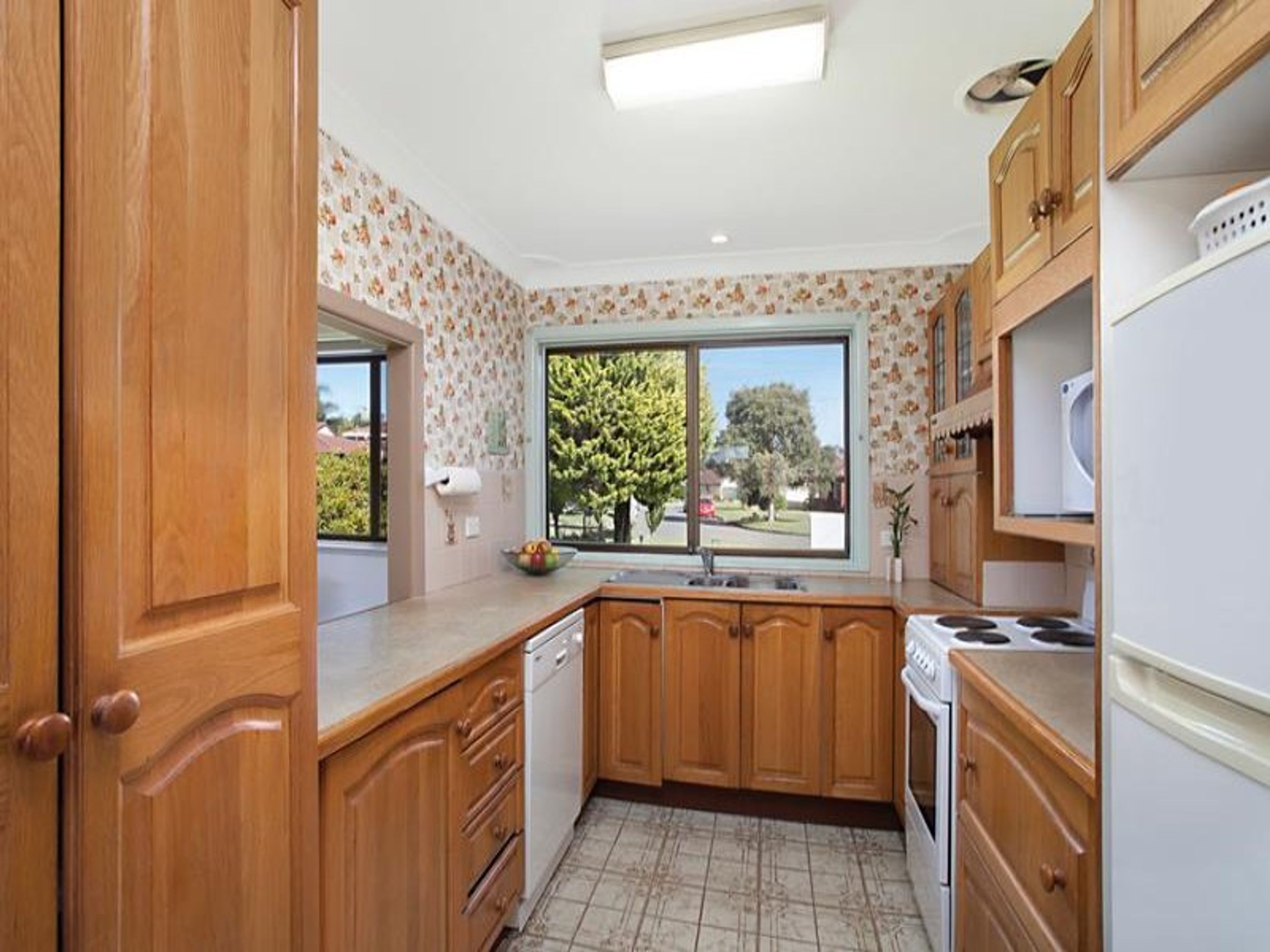27 Bellinger Pl, Sylvania Waters, Sylvania Waters - Thumbnail 4