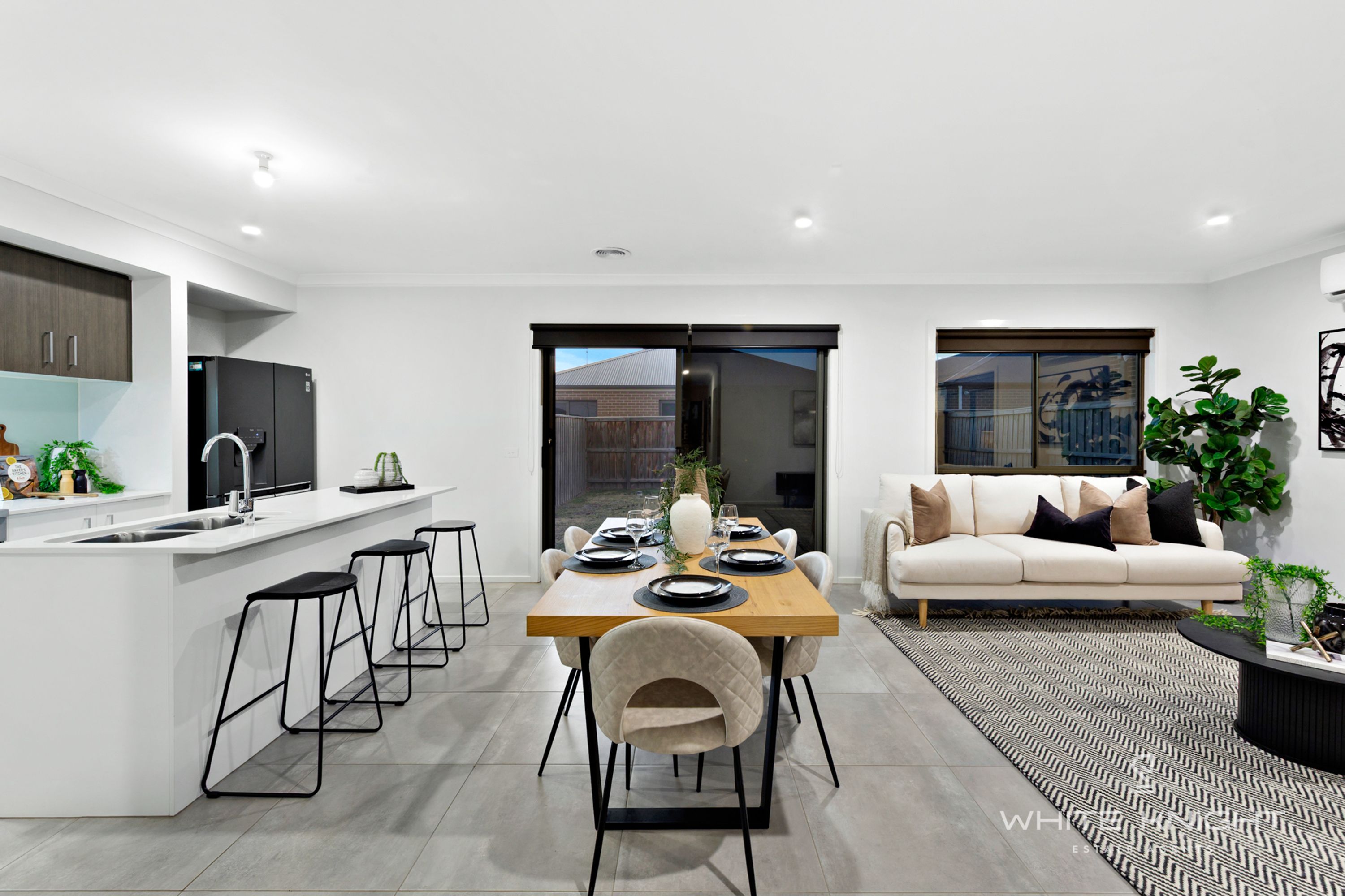 1 Cetona Street, Fraser Rise VIC 3336, Fraser Rise - Thumbnail 2