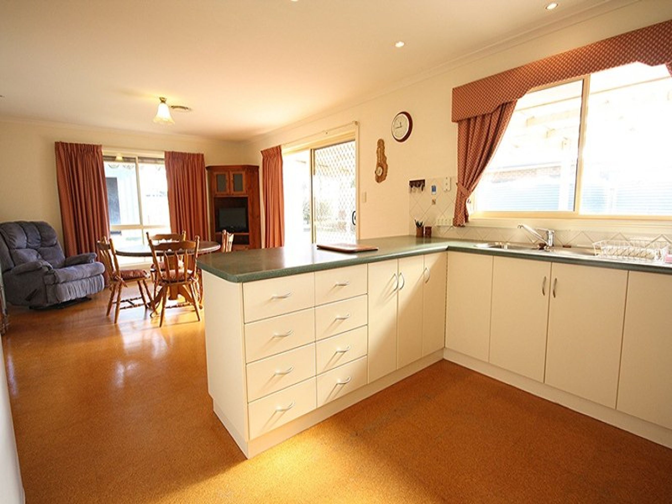 18 Woodward Street, Nhill VIC 3418, Nhill - Thumbnail 6