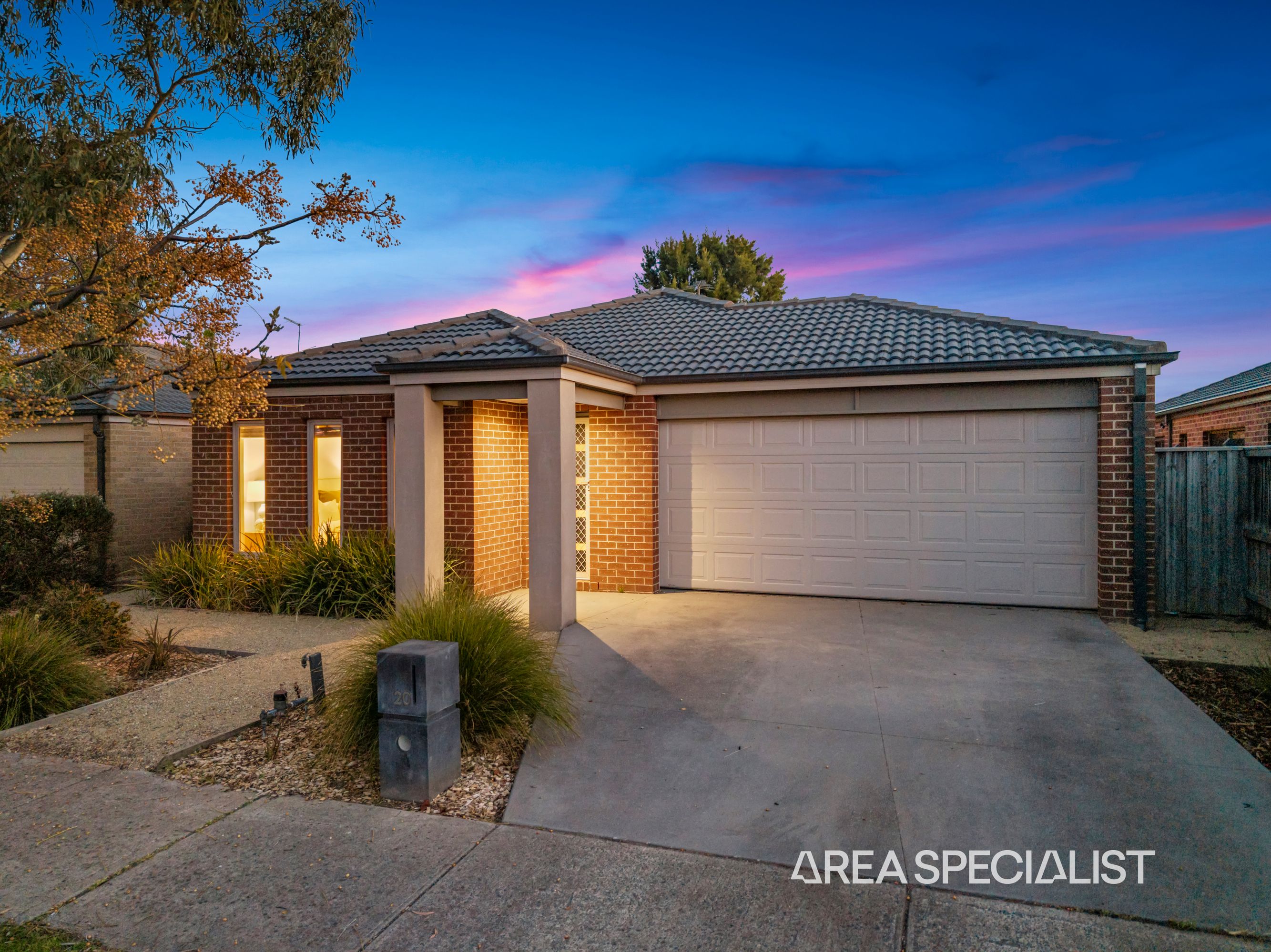 20 Elwood Avenue, Pakenham - Image 1