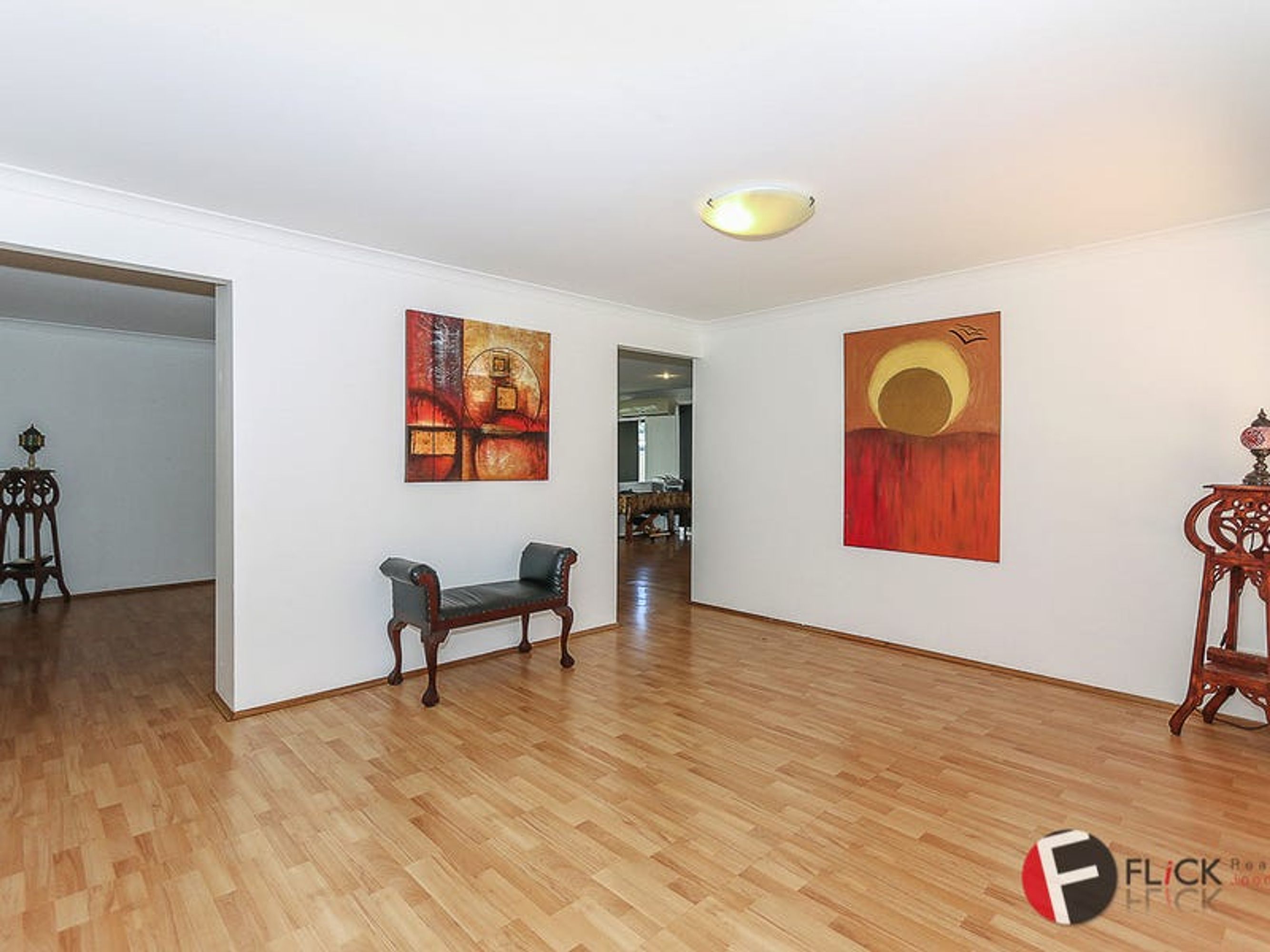 32 Clydebank Cres, Kinross, Kinross - Thumbnail 5