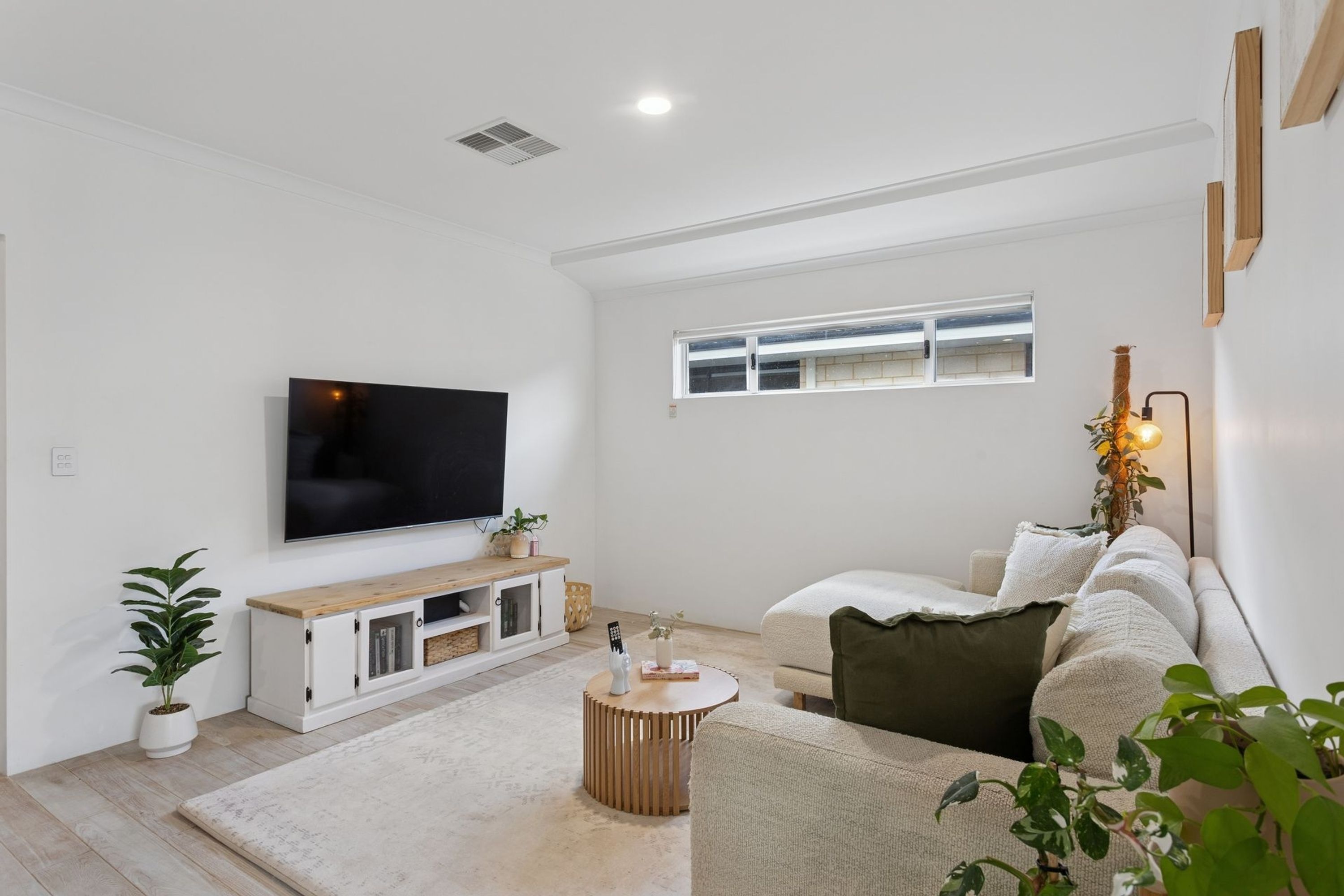 12 Langsett Street, Aveley - Thumbnail 6