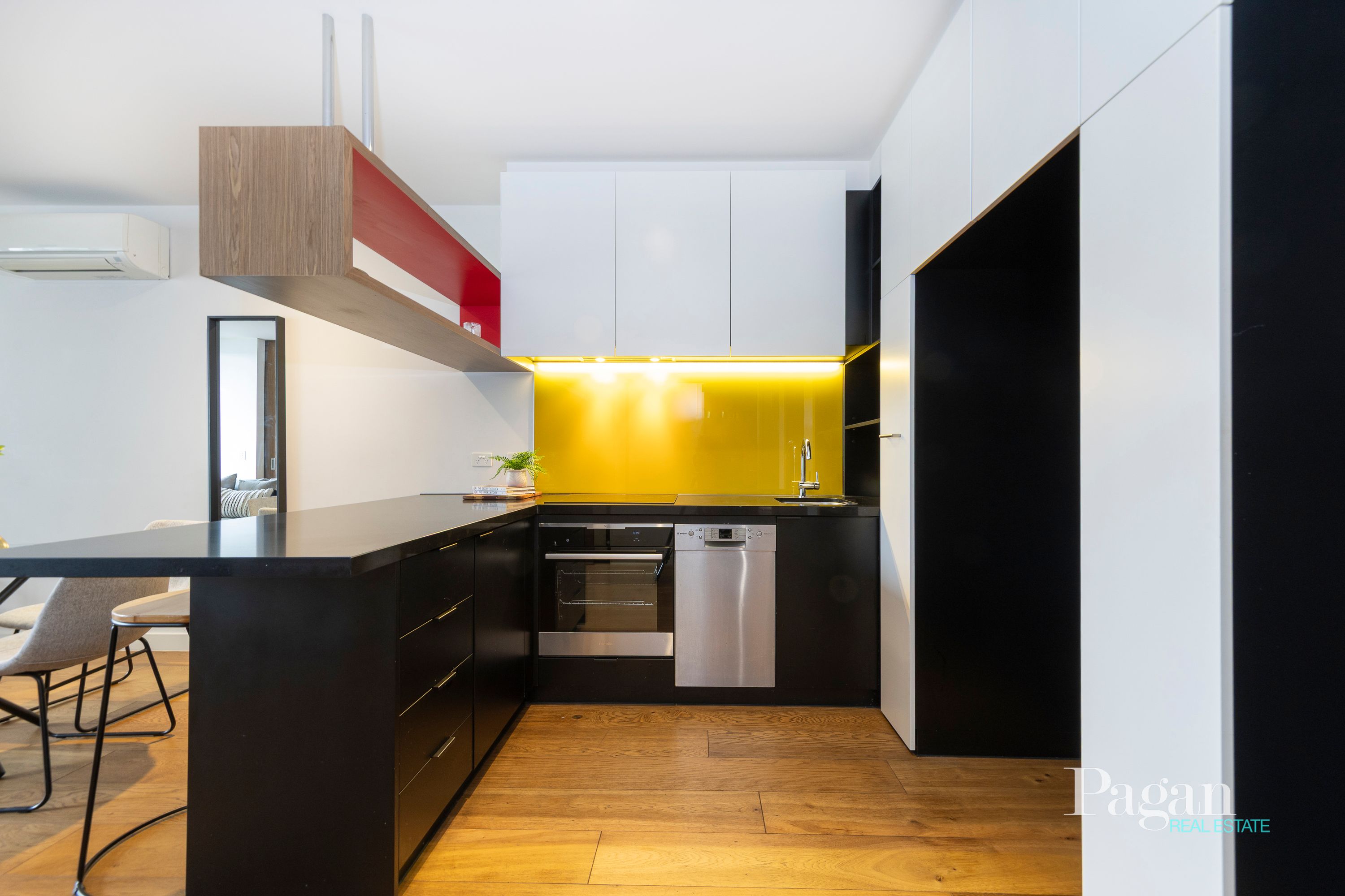 701/123 Pelham Street, Carlton - Thumbnail 2