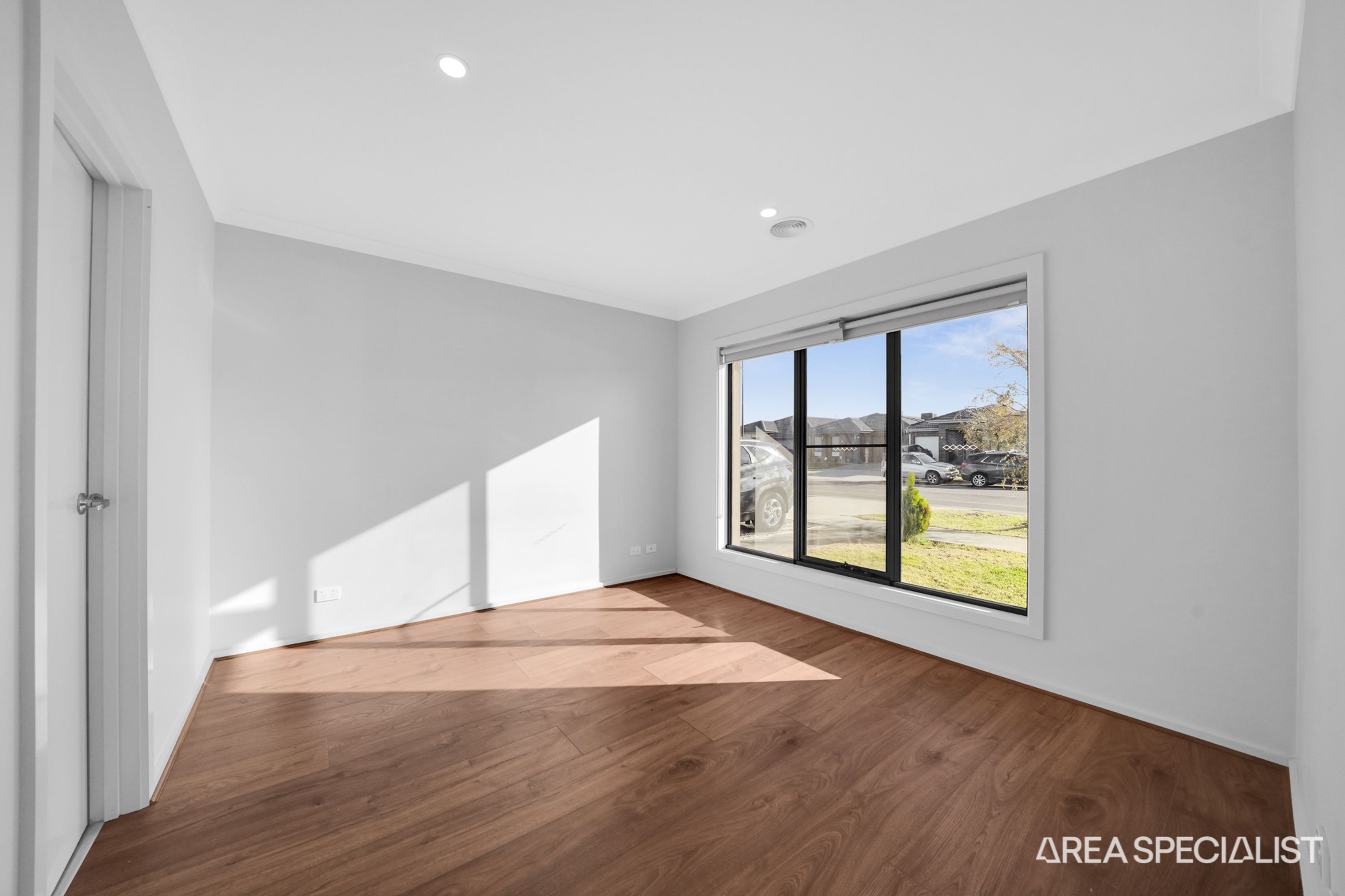 75 Willandra Boulevard, Harkness, Harkness - Thumbnail 7