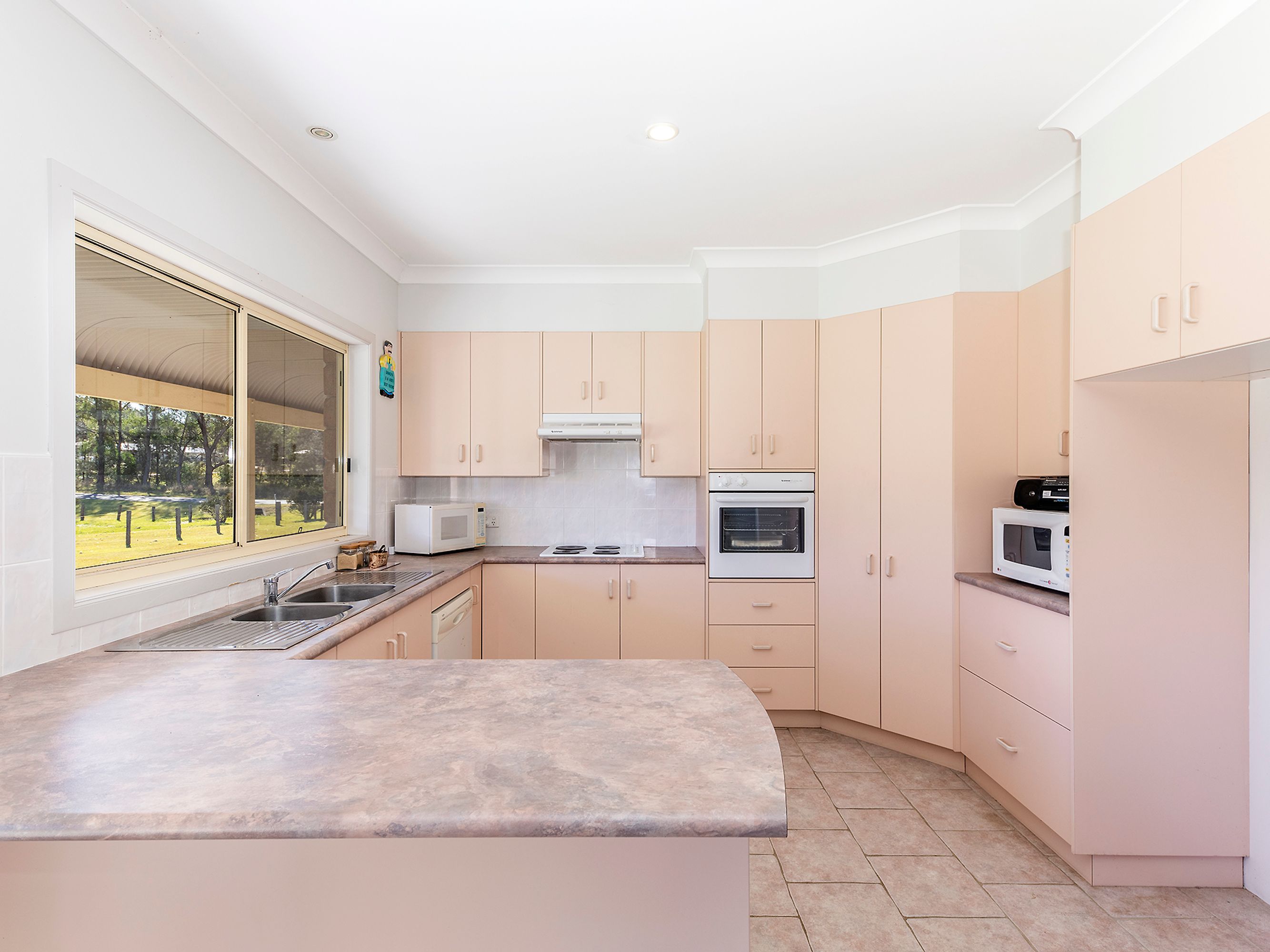 10 Harrisons Lane, Lawrence - Thumbnail 7