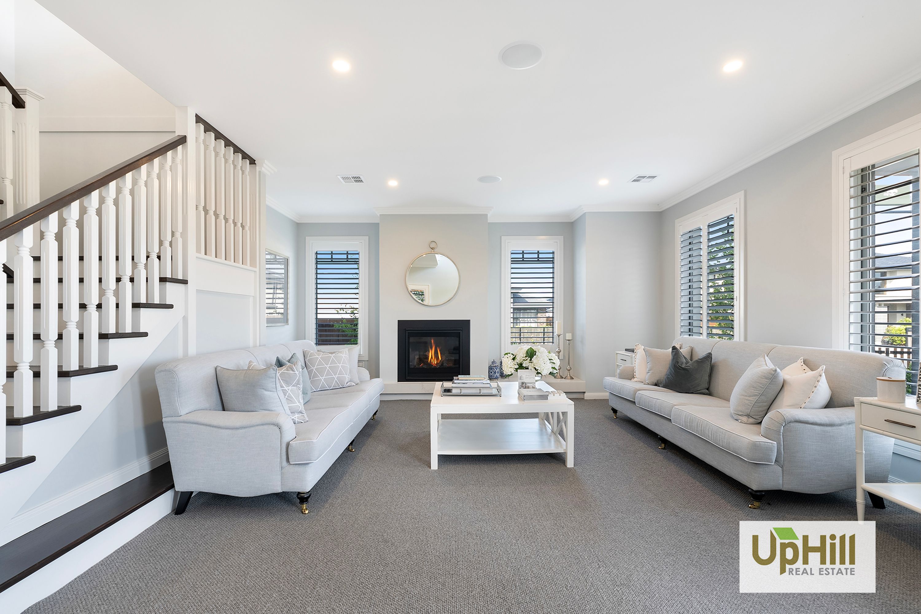 13 Grazing Way, Clyde North - Thumbnail 3