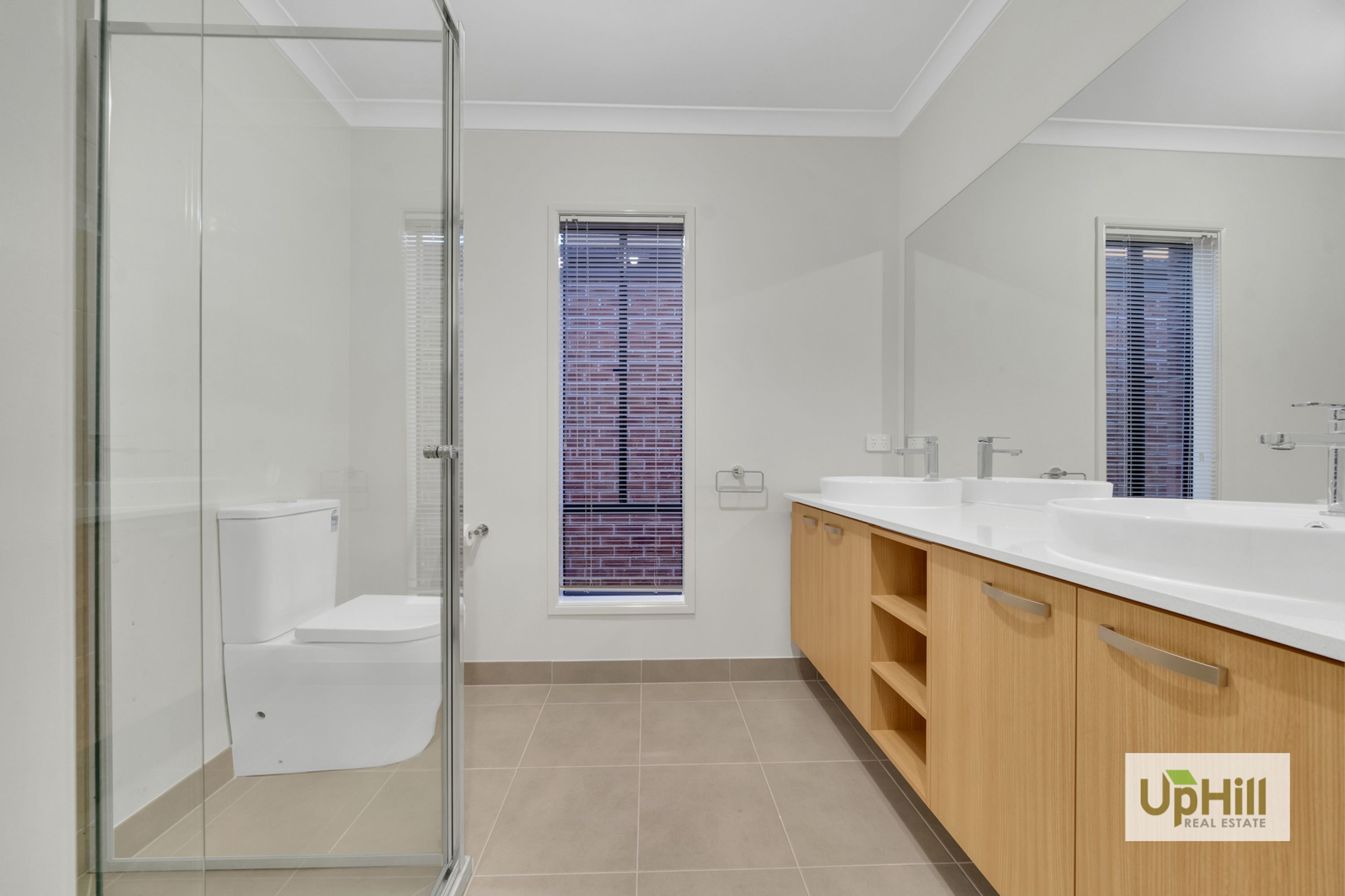 5 Hoosier Road, Clyde North - Thumbnail 4