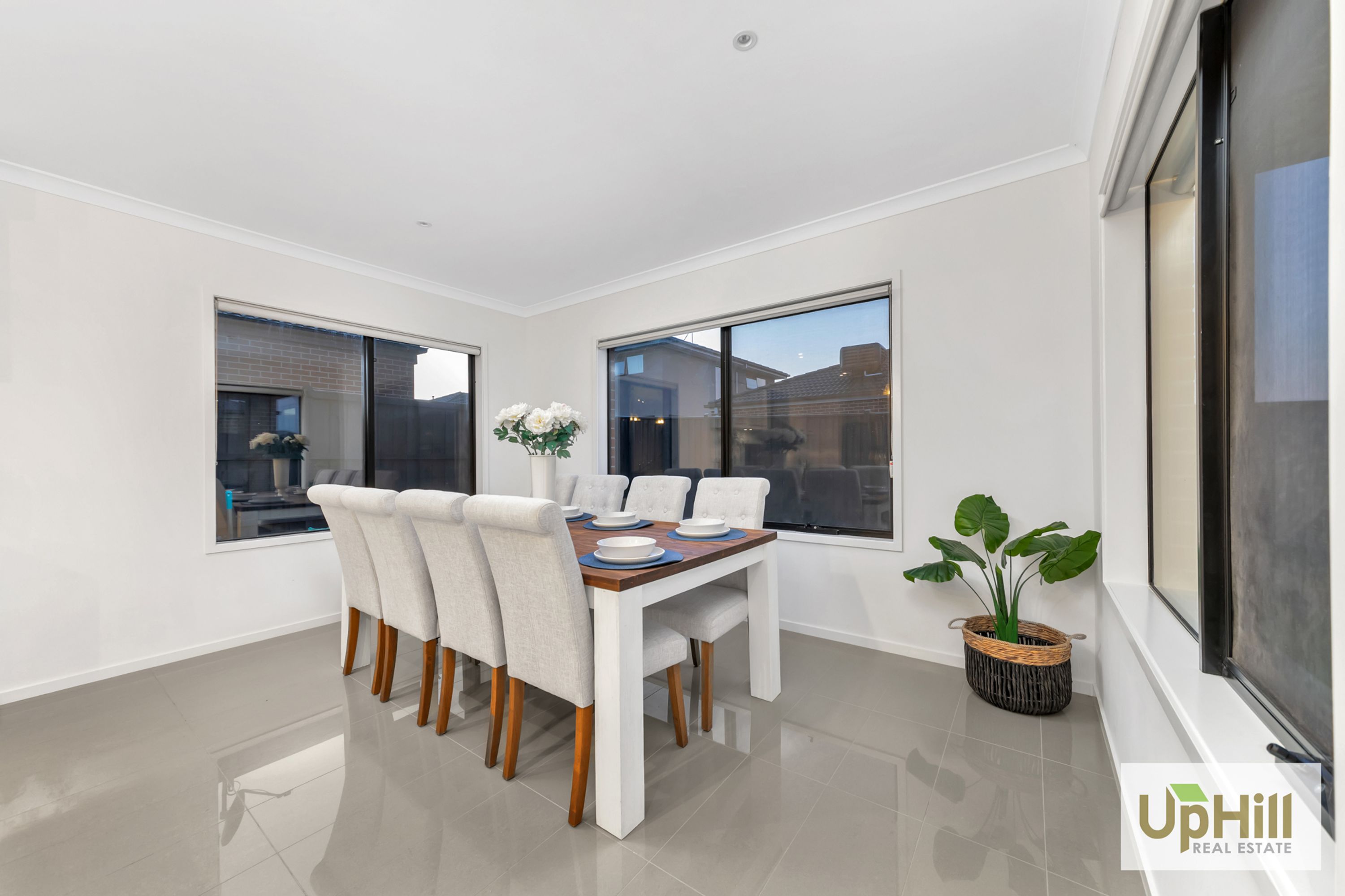 21 Sloane Drive, Clyde North - Thumbnail 7