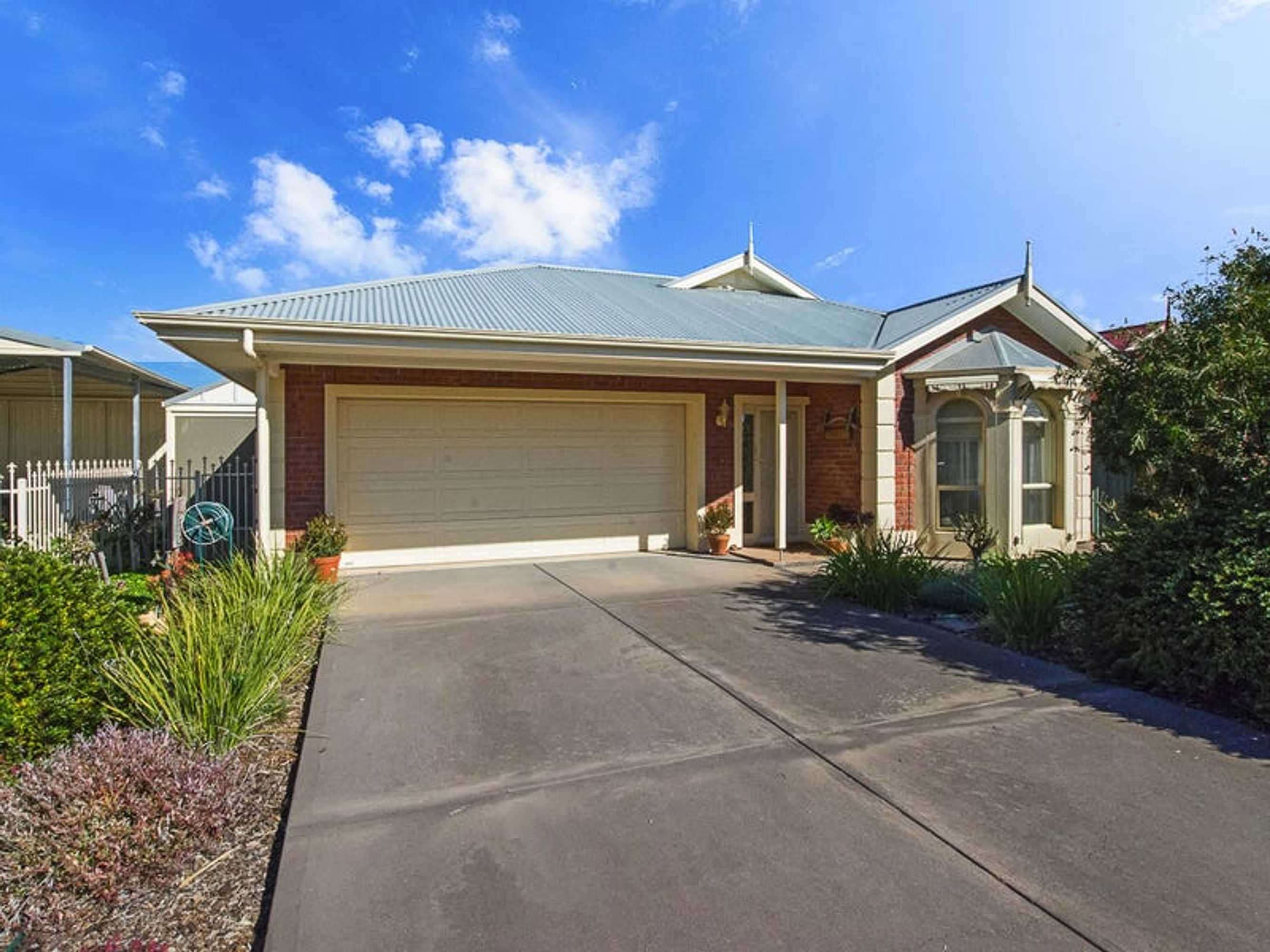 16 Strathoak Crescent, Strathalbyn, SA 5255, Strathalbyn - Thumbnail 2