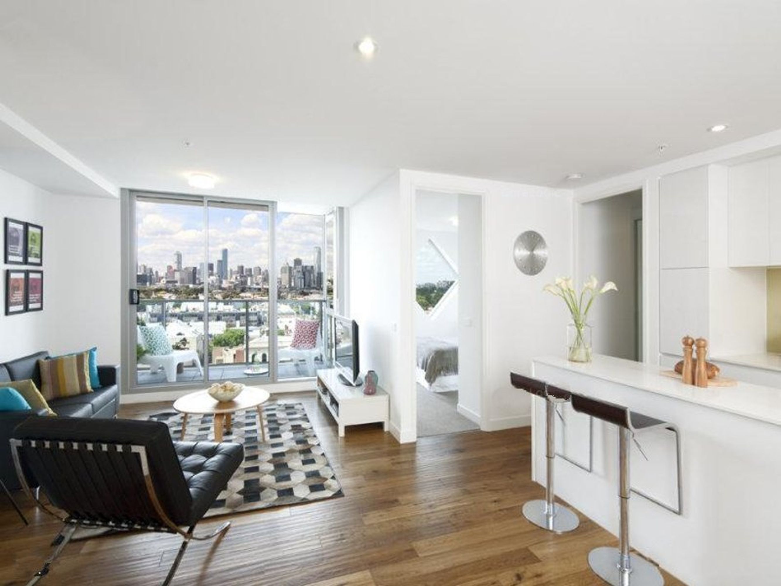 607/101 Bay Street, Port Melbourne - Thumbnail 3