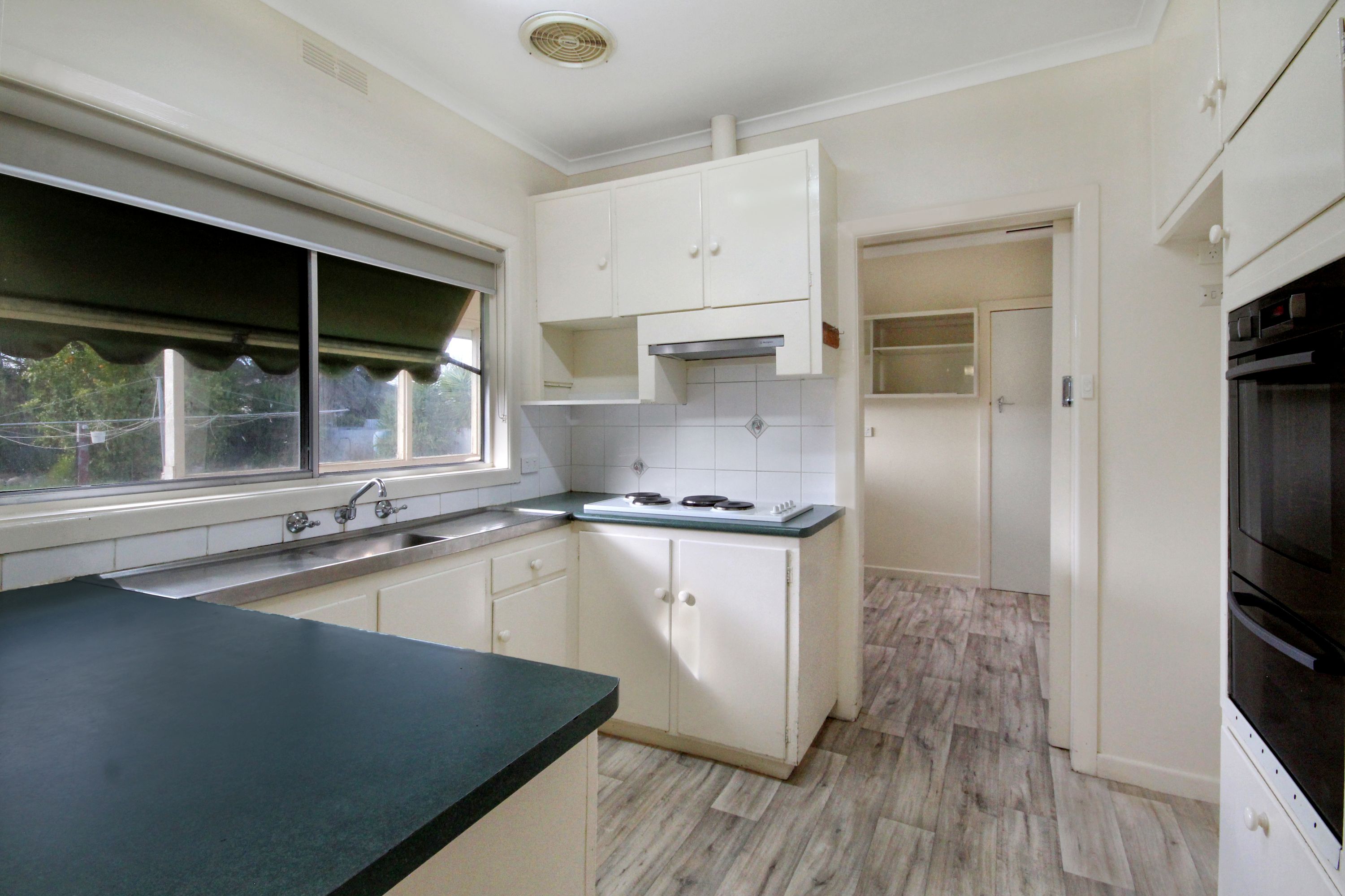29 Gillespie Street, Horsham VIC 3400, Horsham - Thumbnail 2