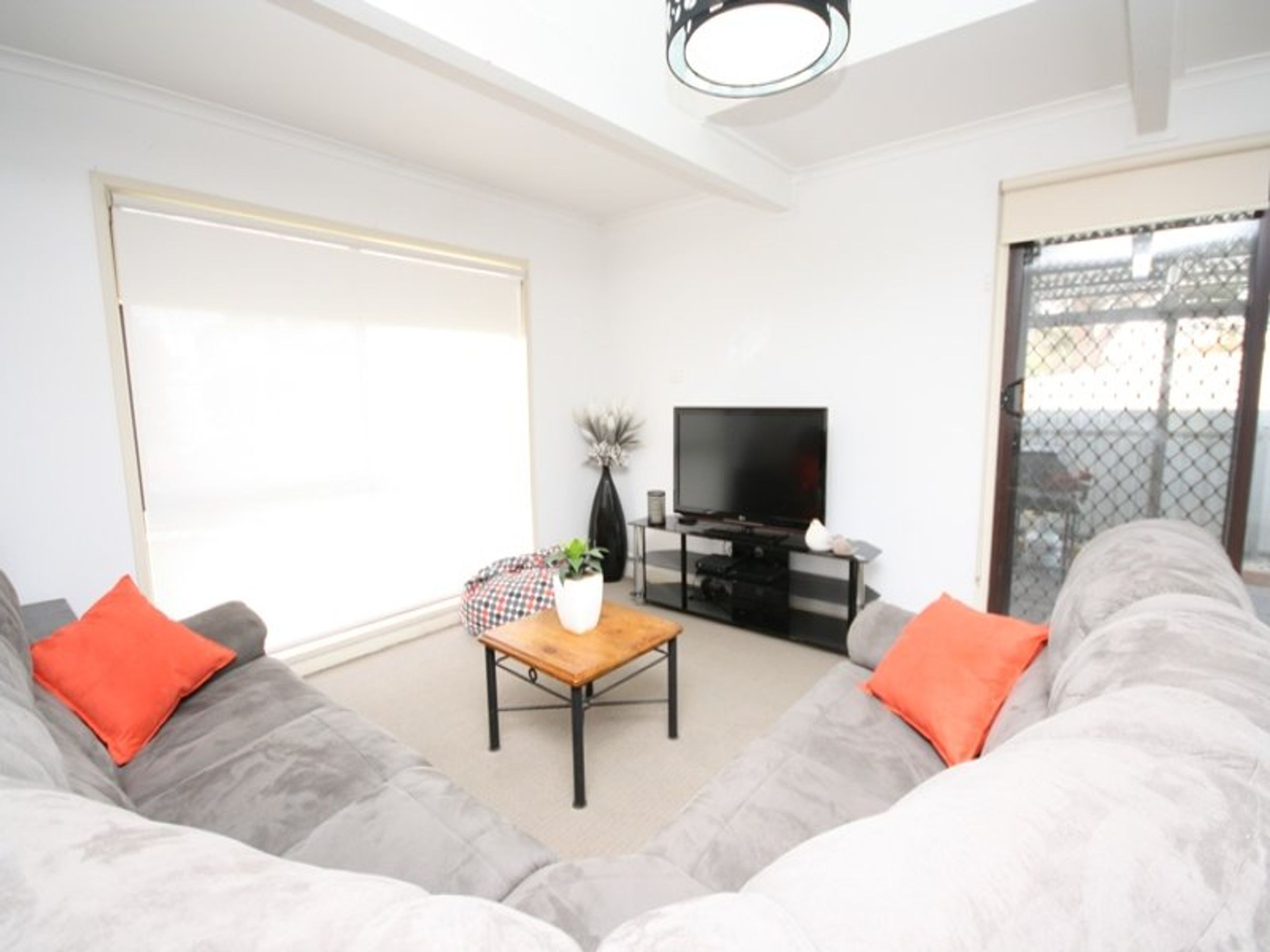 1 Valentine Avenue, Horsham VIC 3400, Horsham - Thumbnail 8