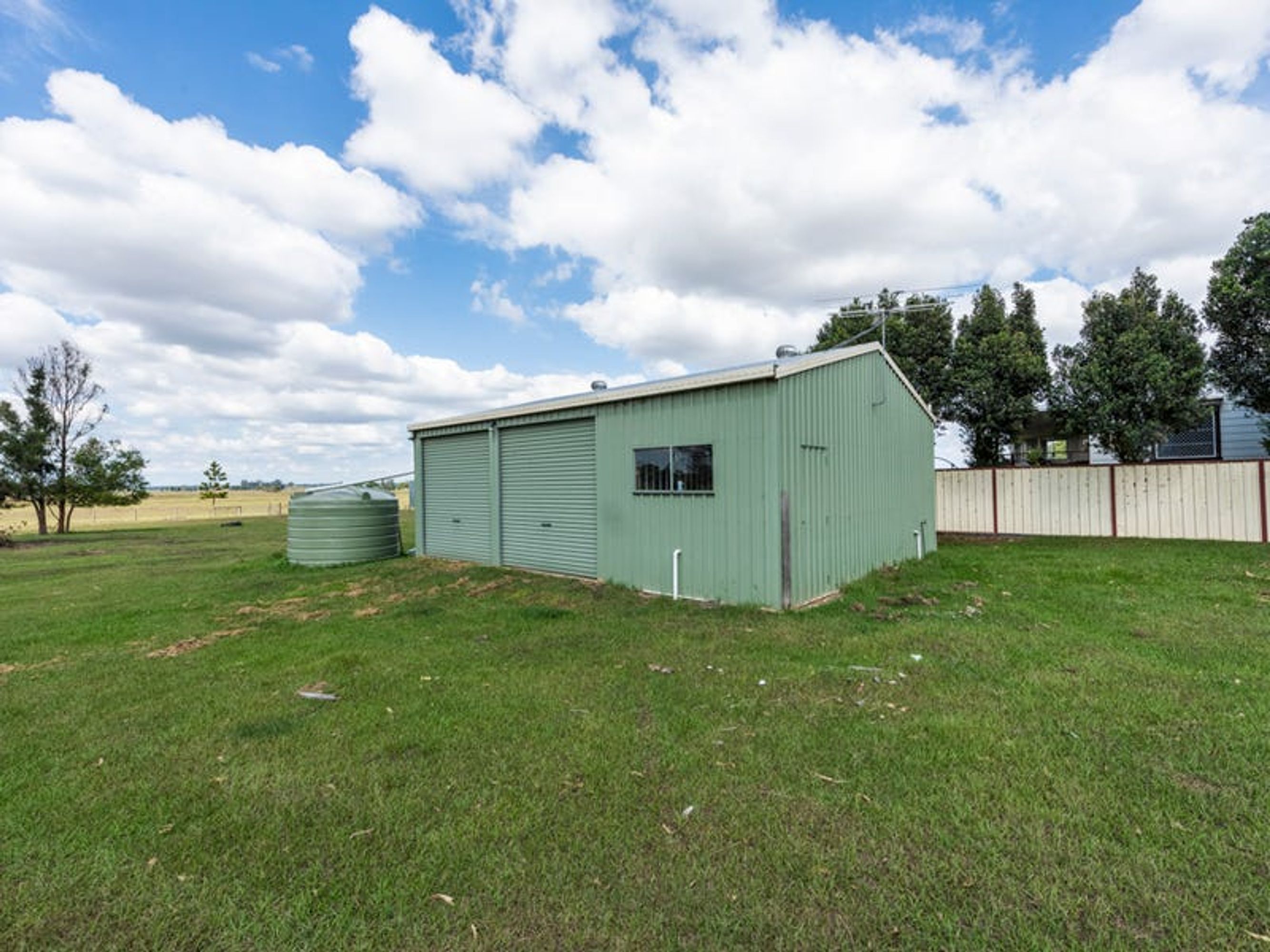 668 Lawrence Road, Great Marlow - Thumbnail 3