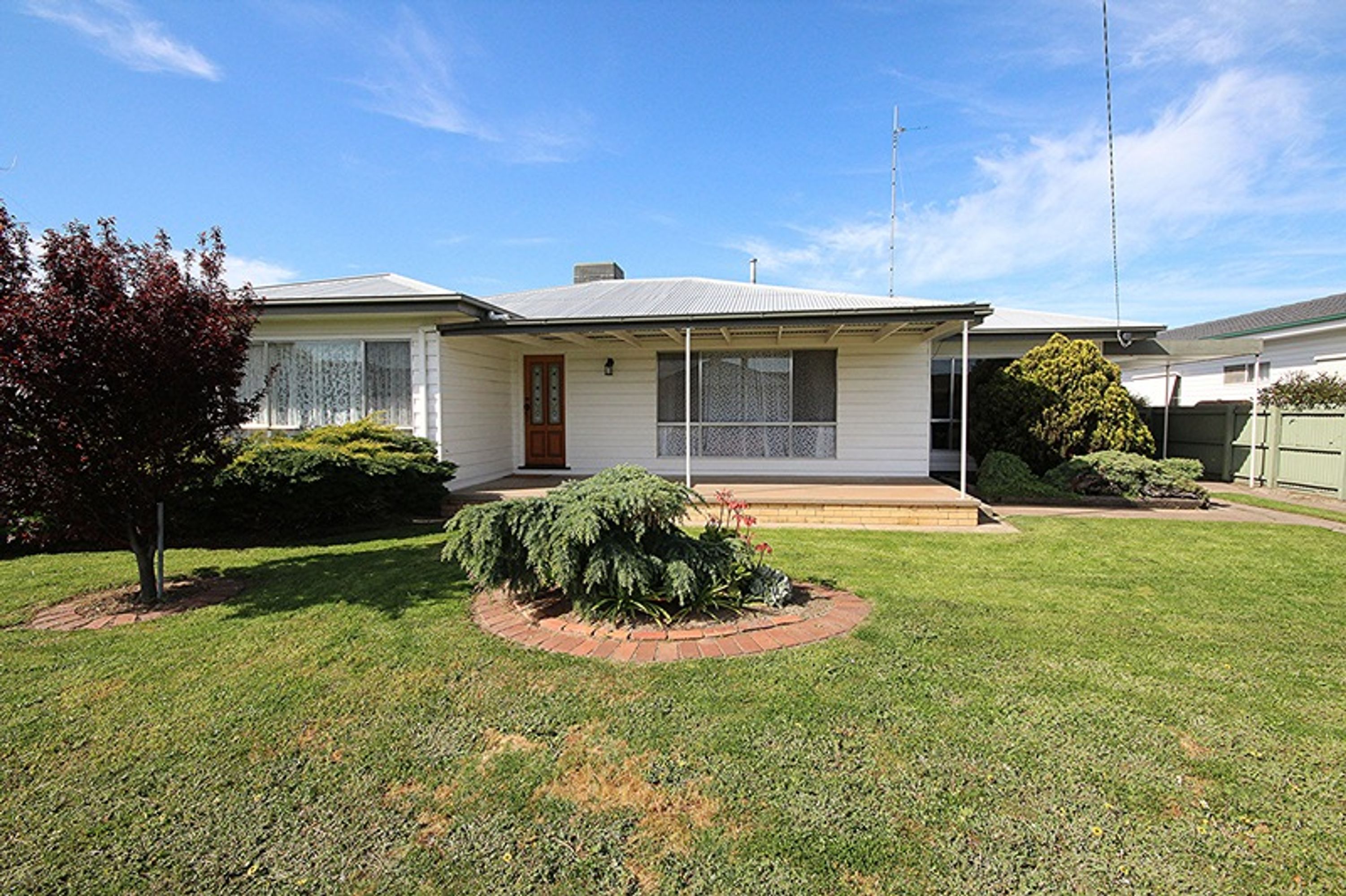 19 Landy Street, Horsham VIC 3400