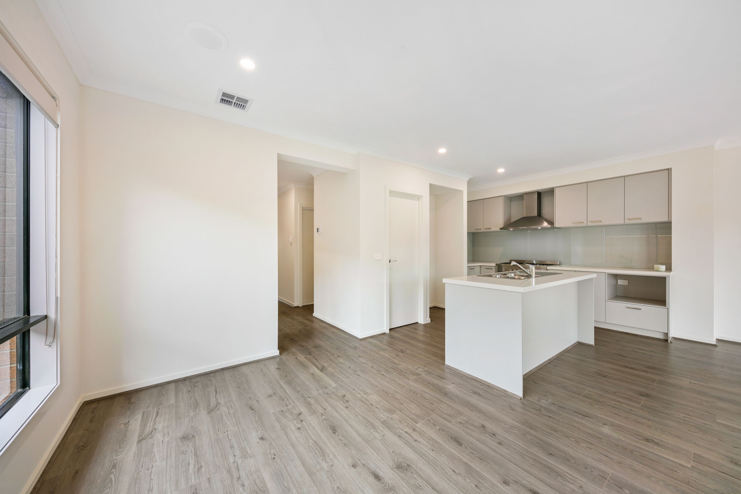 46 Reverence Drive, Rockbank VIC 3335, Rockbank - Thumbnail 4