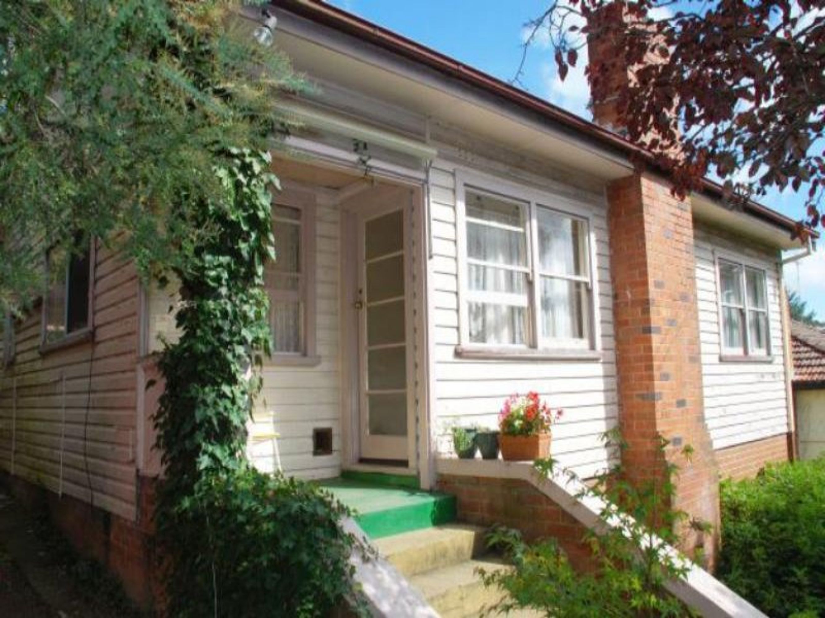 4 Gates Ave, Katoomba - Image 1