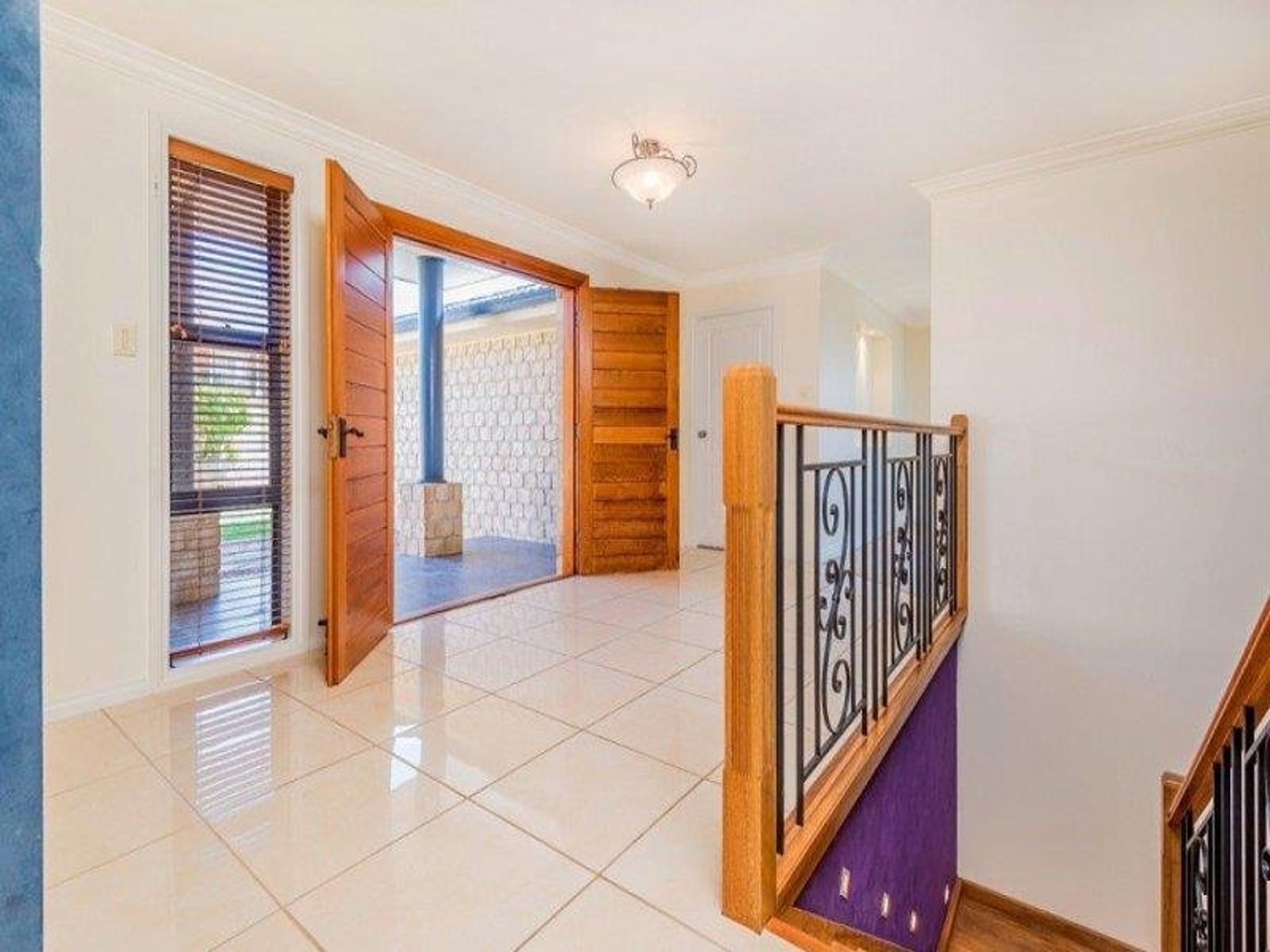 40 Martin Crescent, Junction Hill - Thumbnail 3