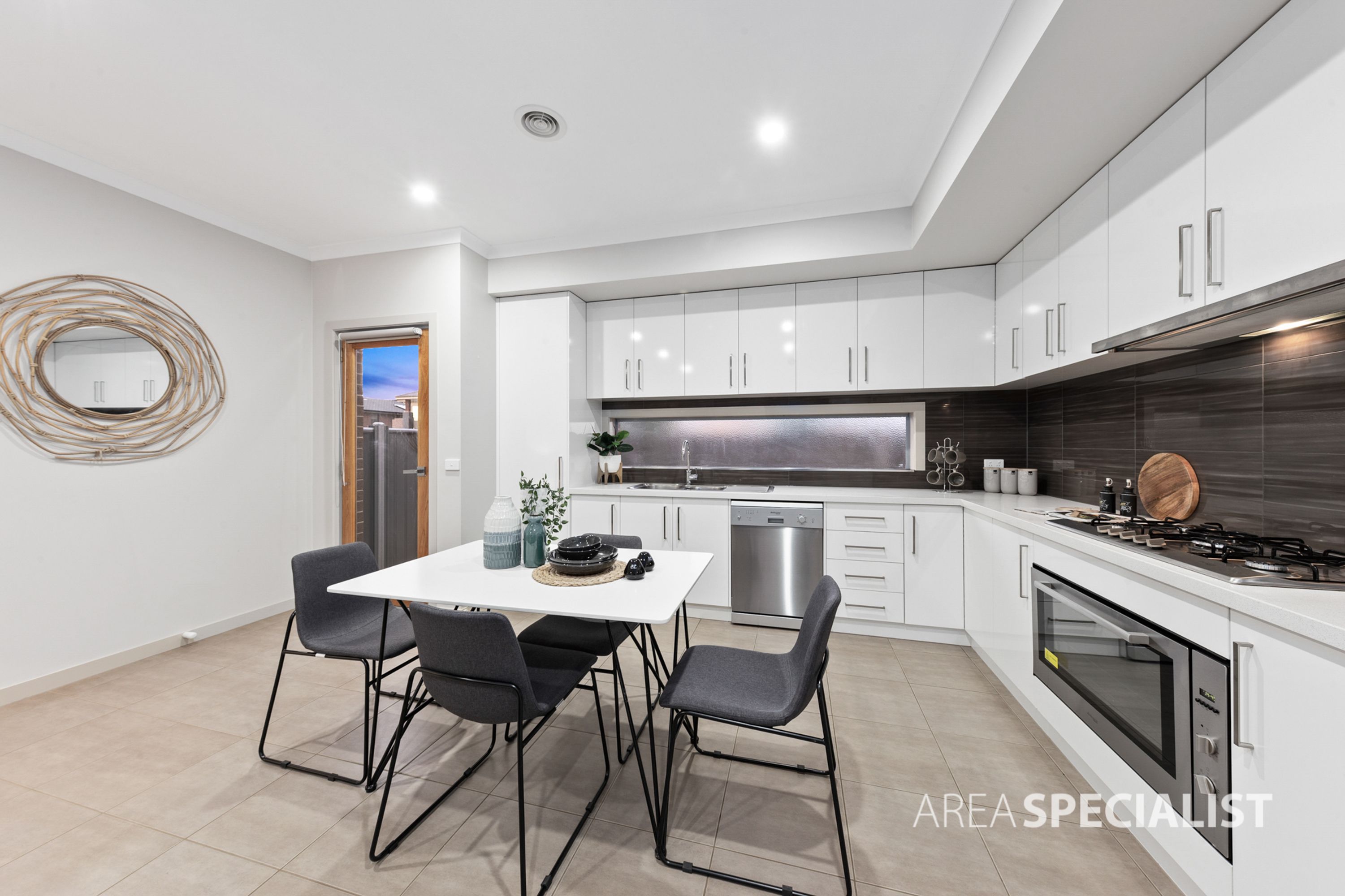 12 City Vista Court, Fraser Rise VIC 3336, Fraser Rise - Thumbnail 4