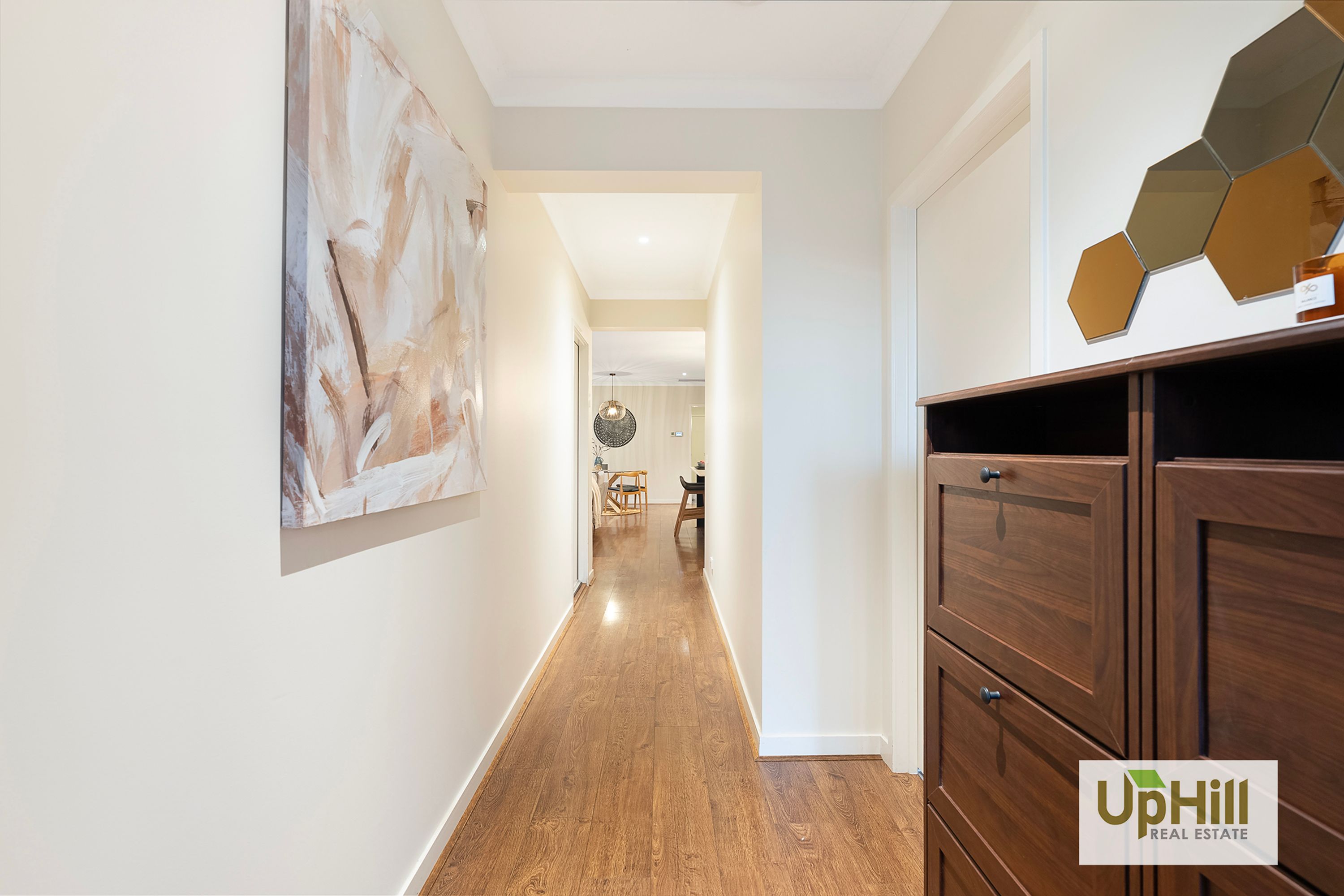 58 Wilkiea Crescent, Cranbourne North - Thumbnail 2