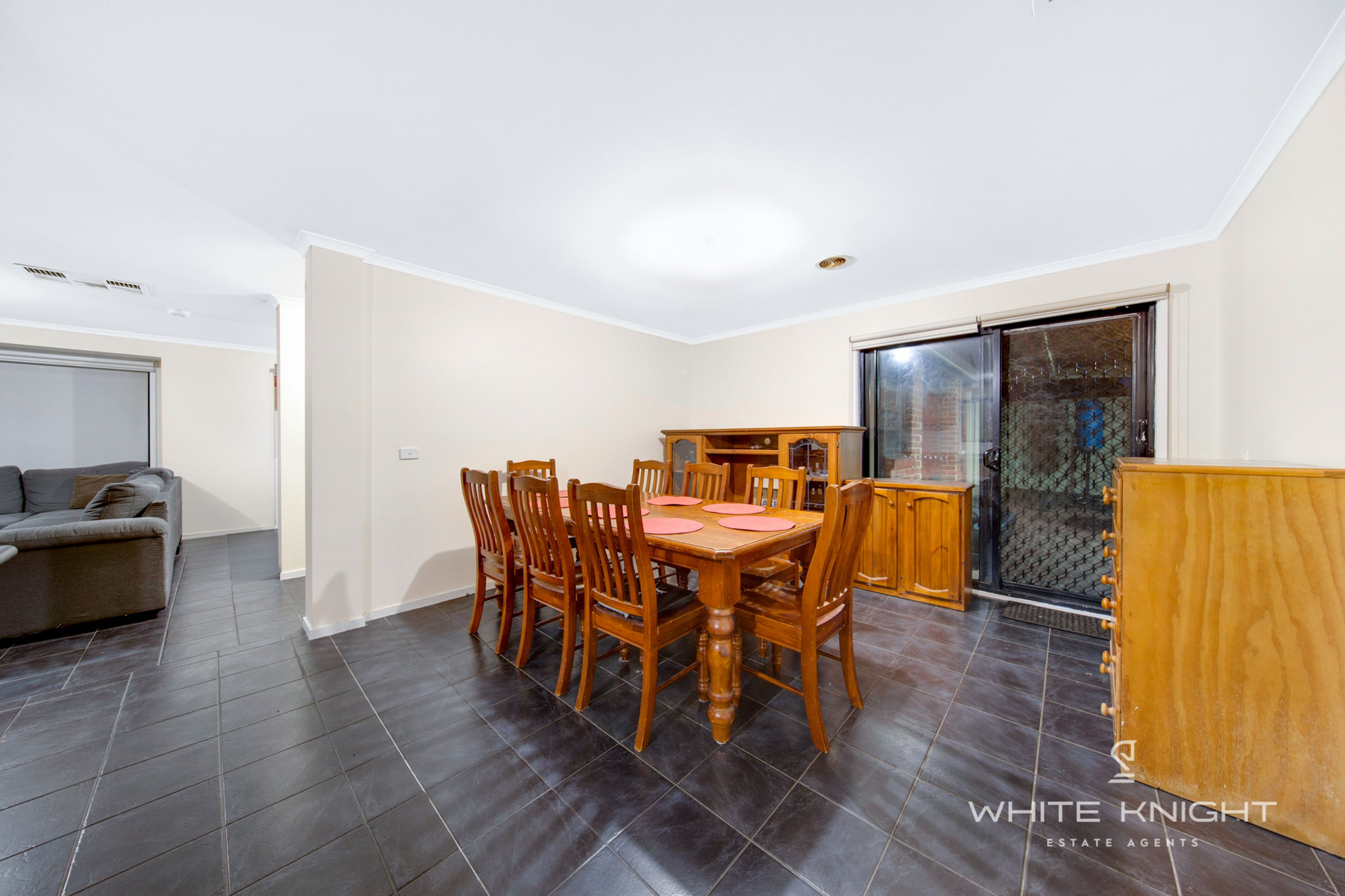 2 Gorong Walk, Delahey VIC 3037, Delahey - Thumbnail 6