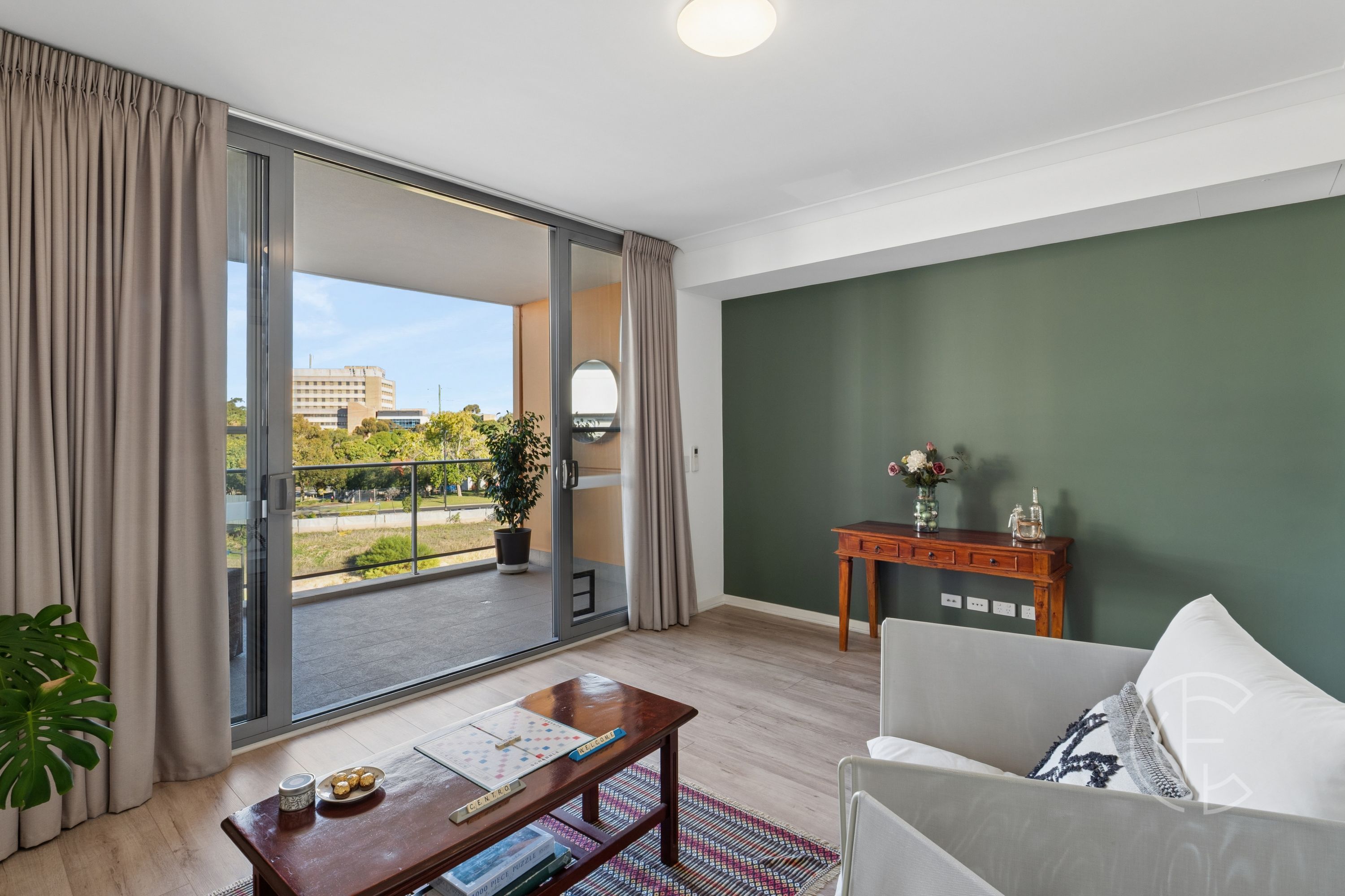 314/2 Wembley Court, Subiaco - Thumbnail 2