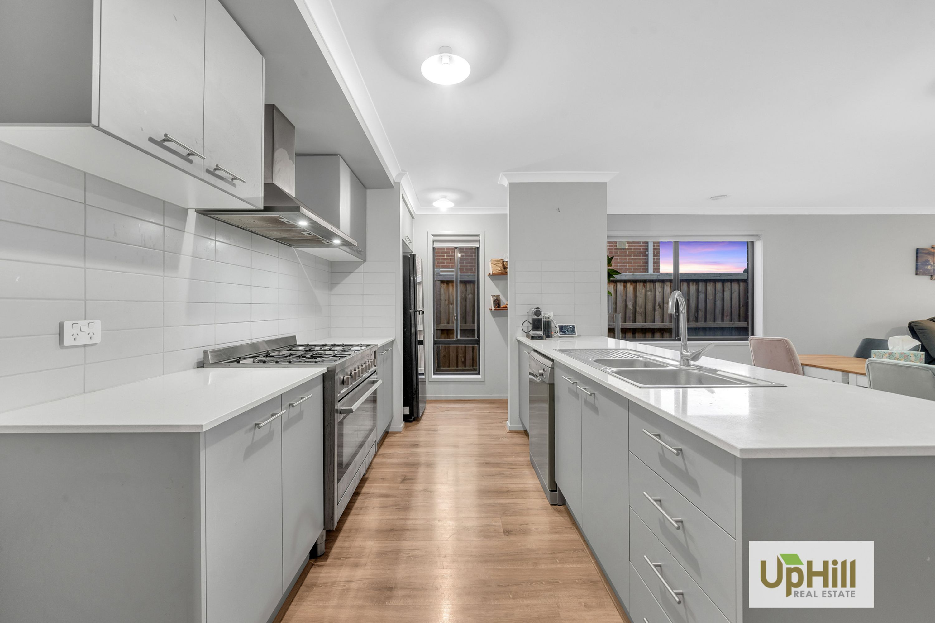 37 Damice Street, Clyde North - Thumbnail 7