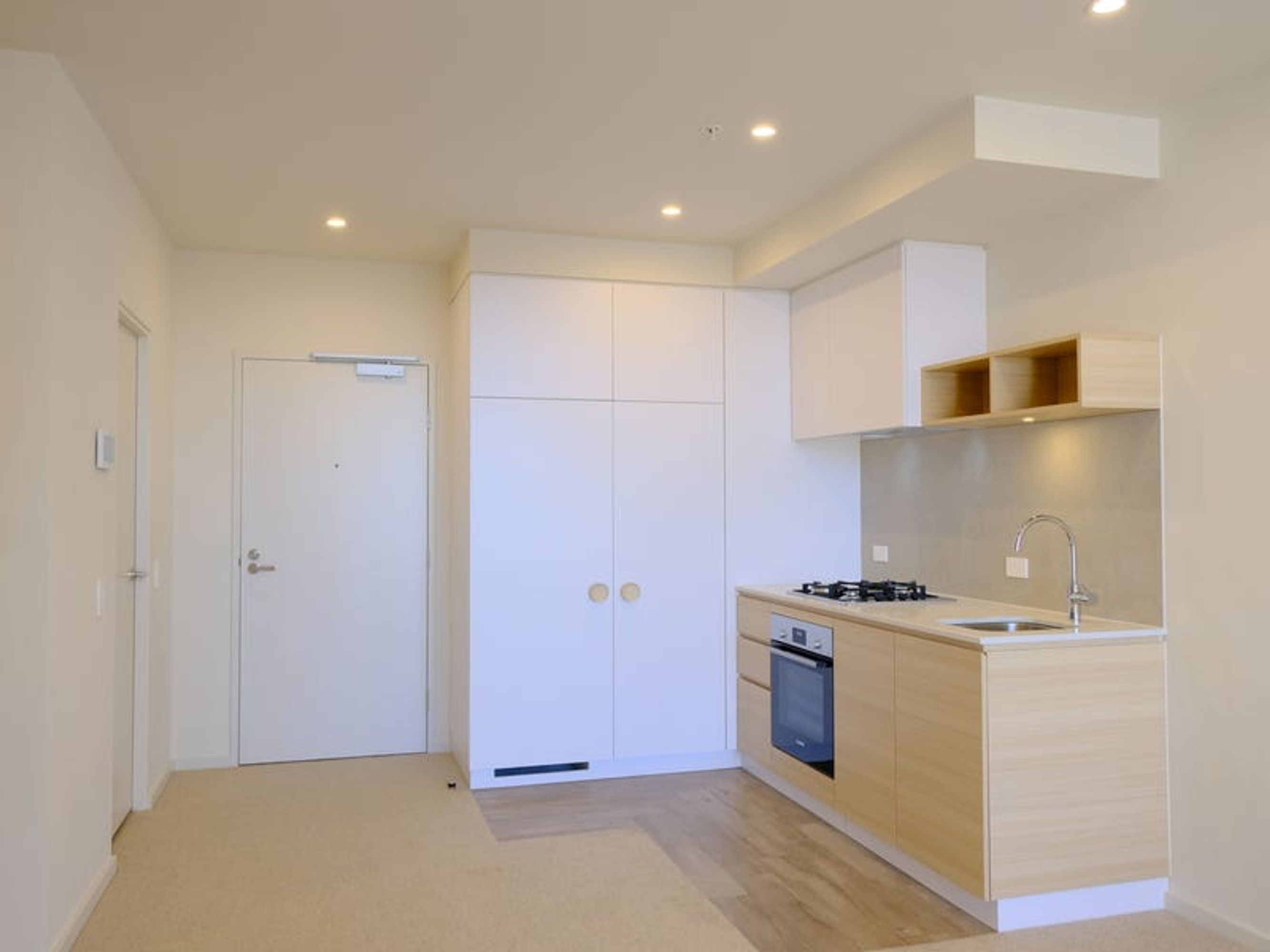 508/1 Village Mews, Caulfield North - Thumbnail 2