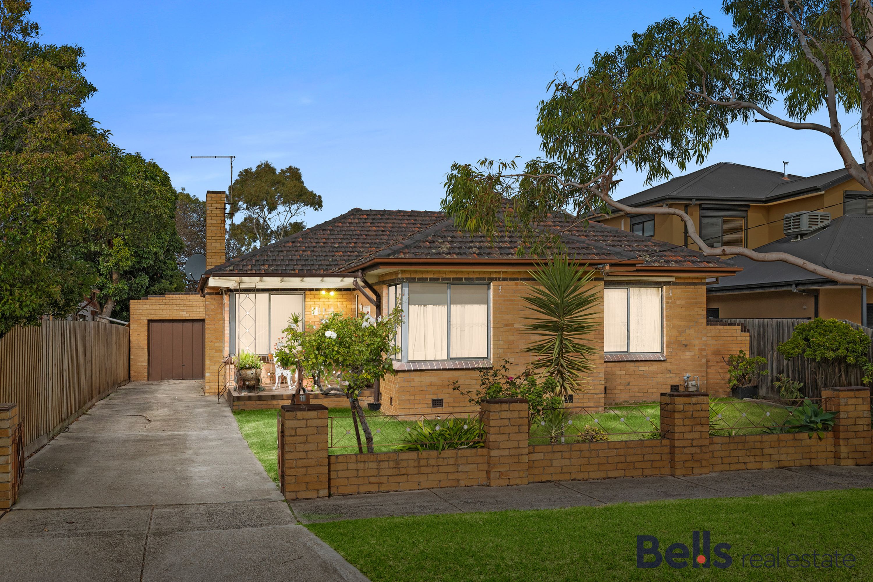 11 Emu Road, Maidstone, VIC 3012, Maidstone - Thumbnail 2