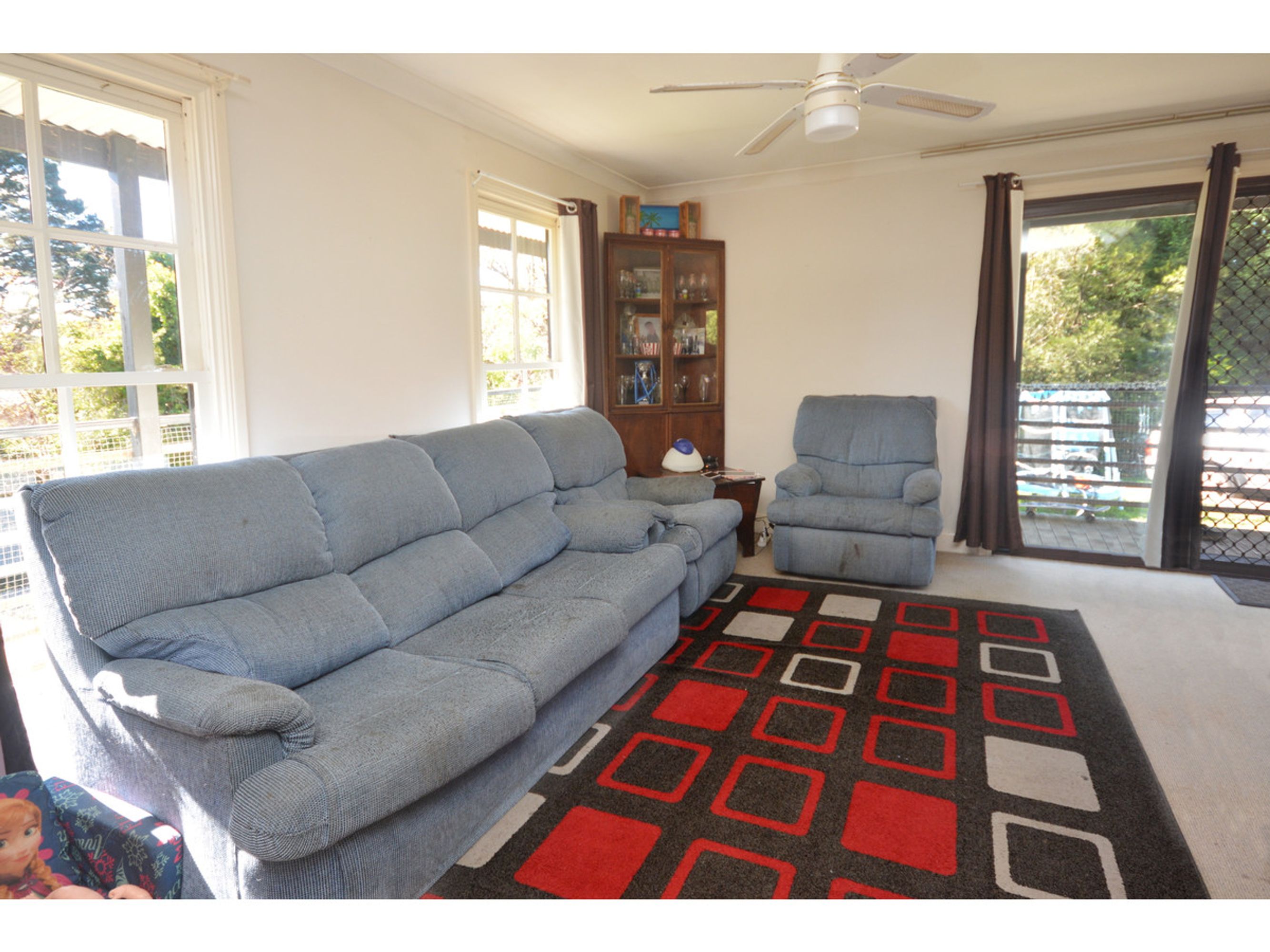 8A Fourth Avenue, Katoomba - Thumbnail 2