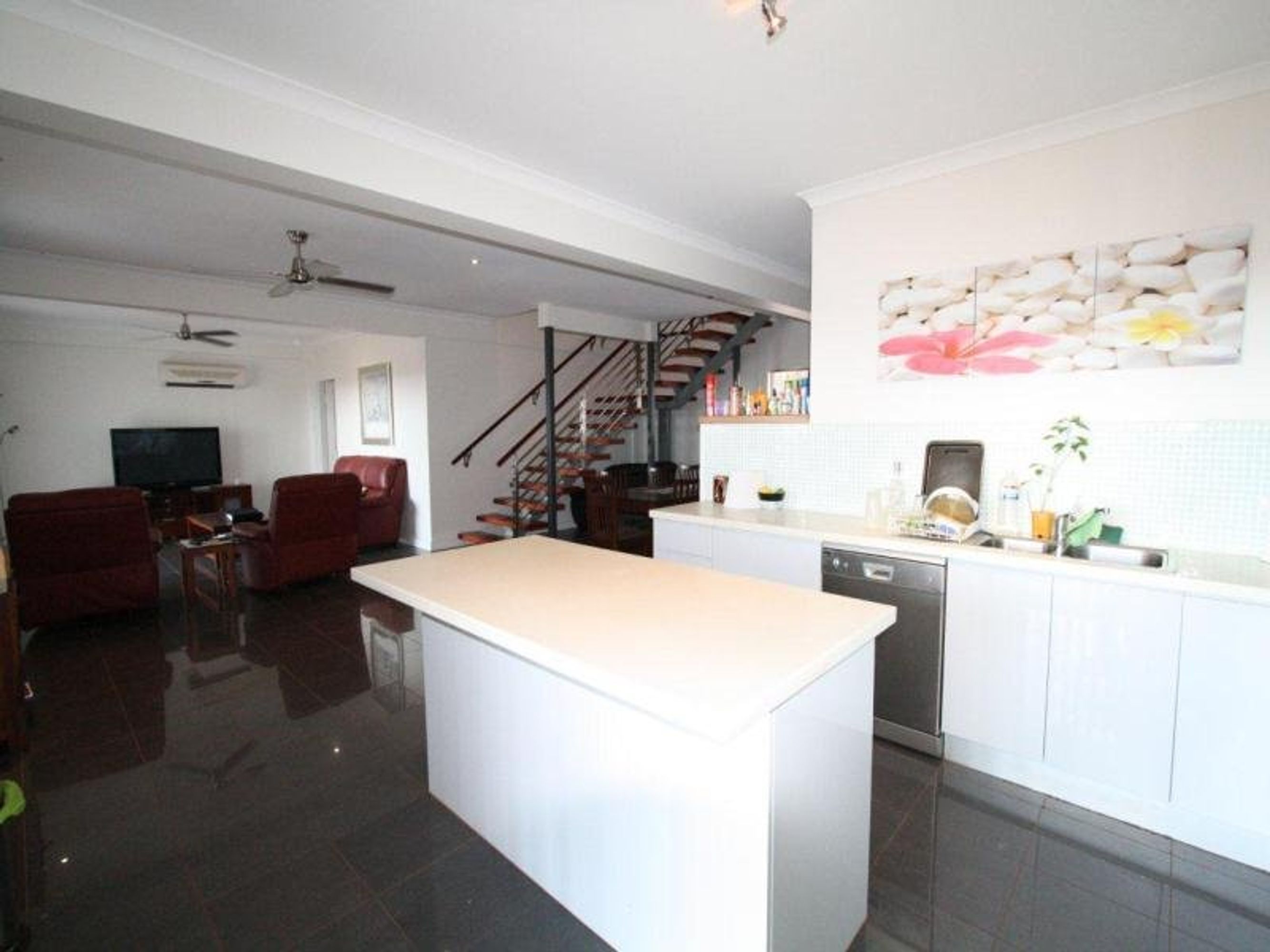 3/5 Rowan Street, Derby, Derby - Thumbnail 7