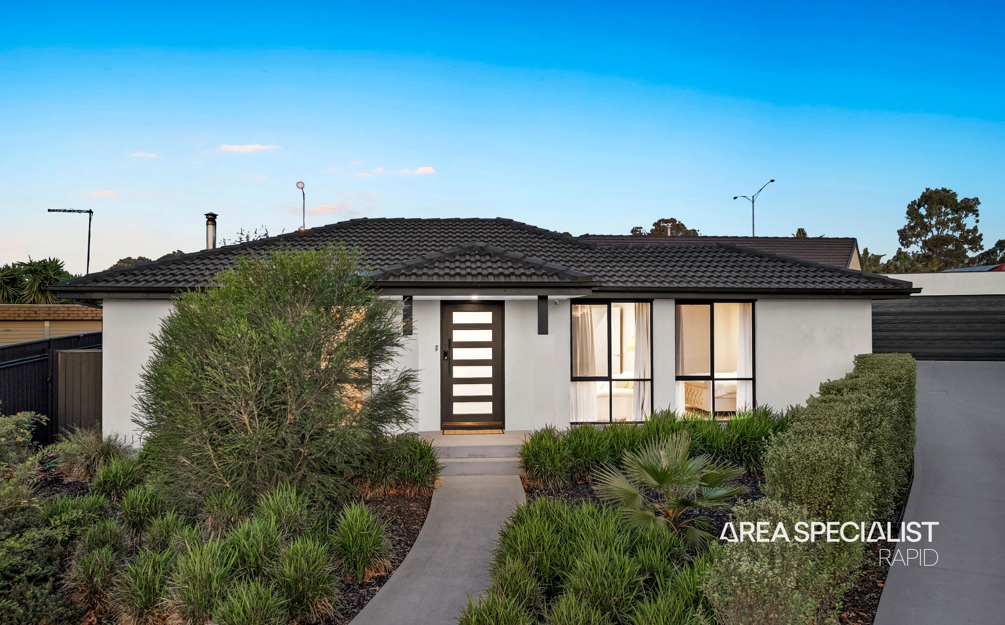1/16 Wynette Close, Hampton Park, Hampton Park - Image 1