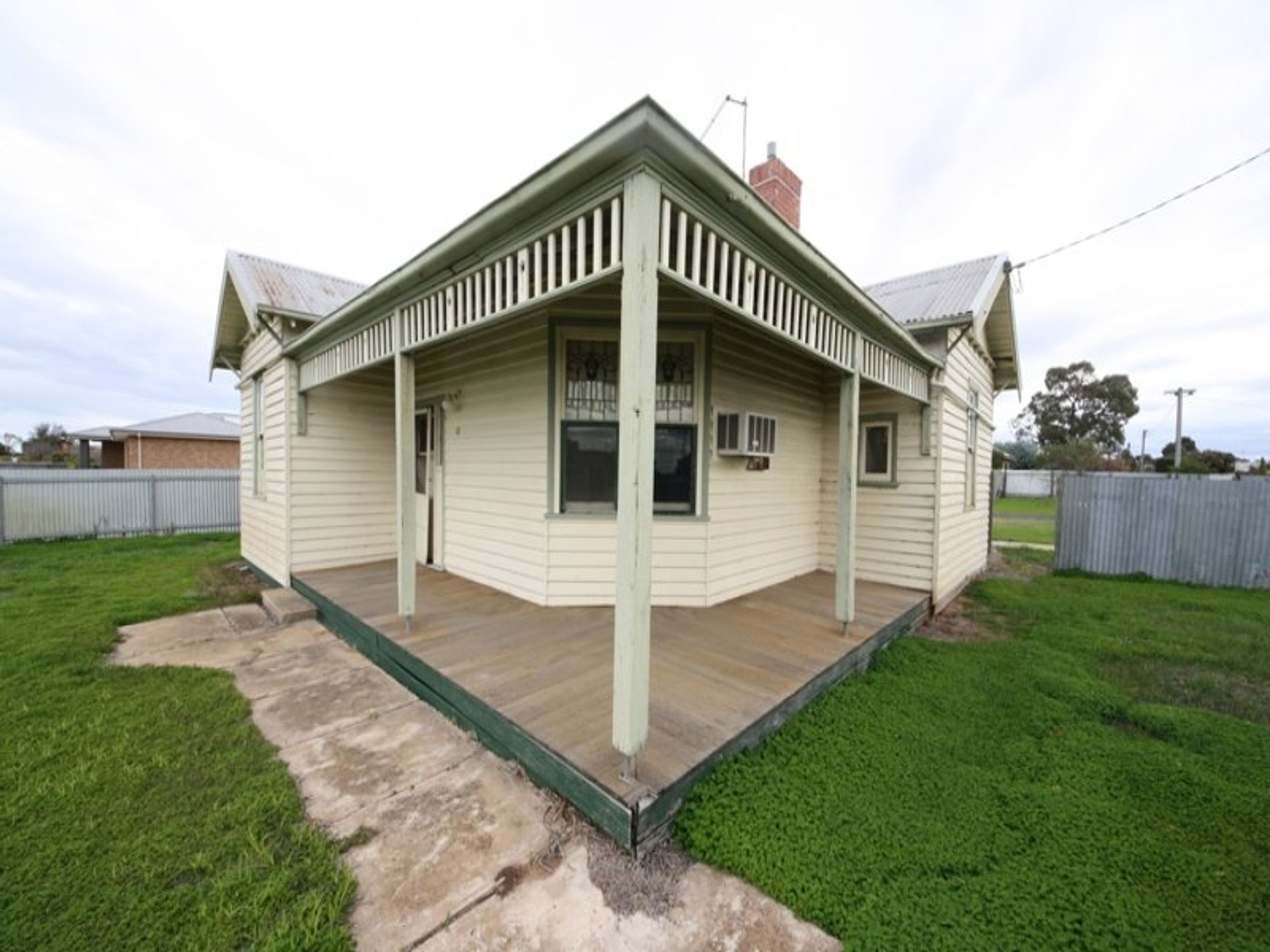 12 Woodward Street, Nhill VIC 3418, Nhill - Thumbnail 2