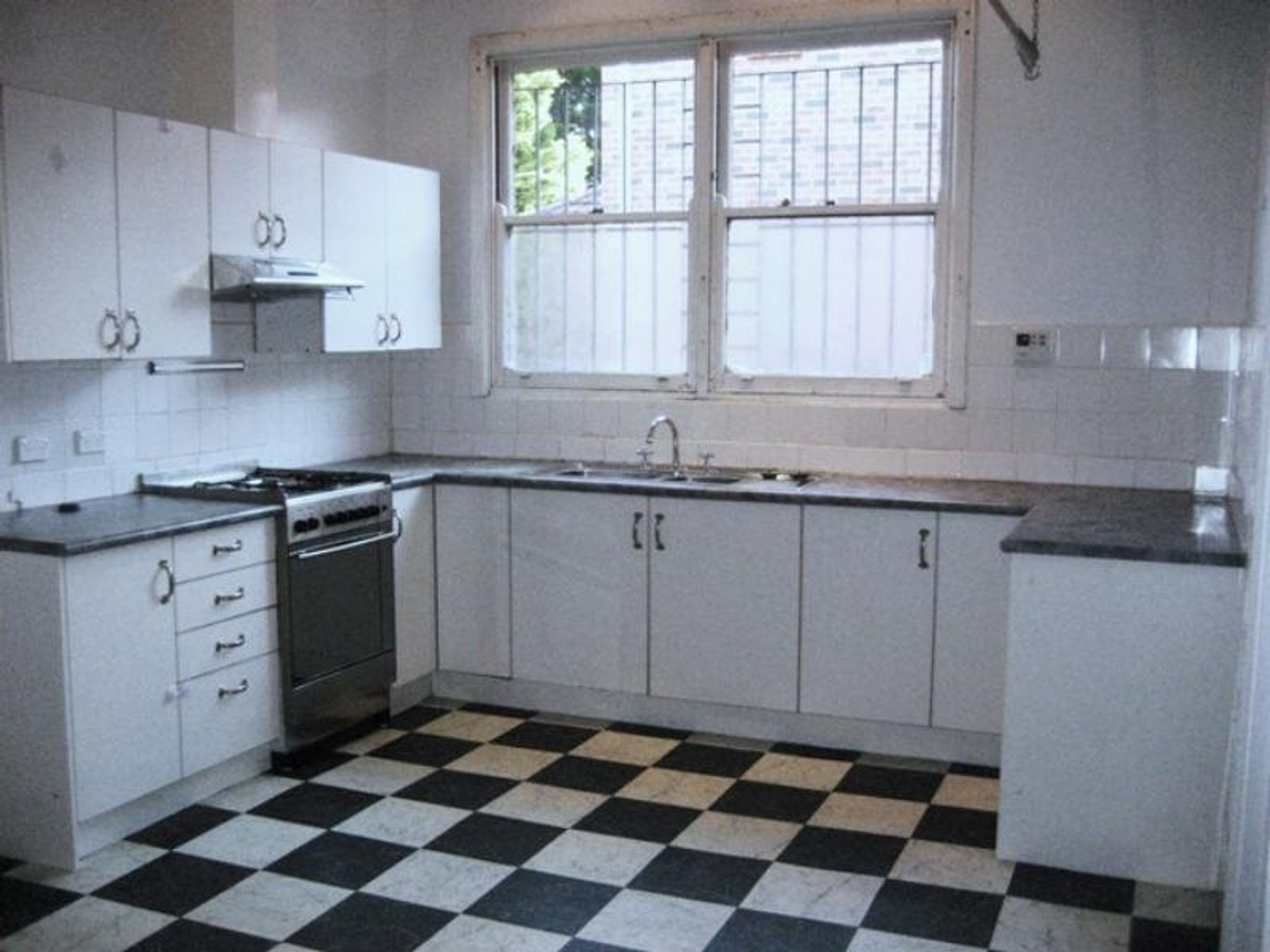 10 The Parade, Dulwich Hill, Dulwich Hill - Thumbnail 3