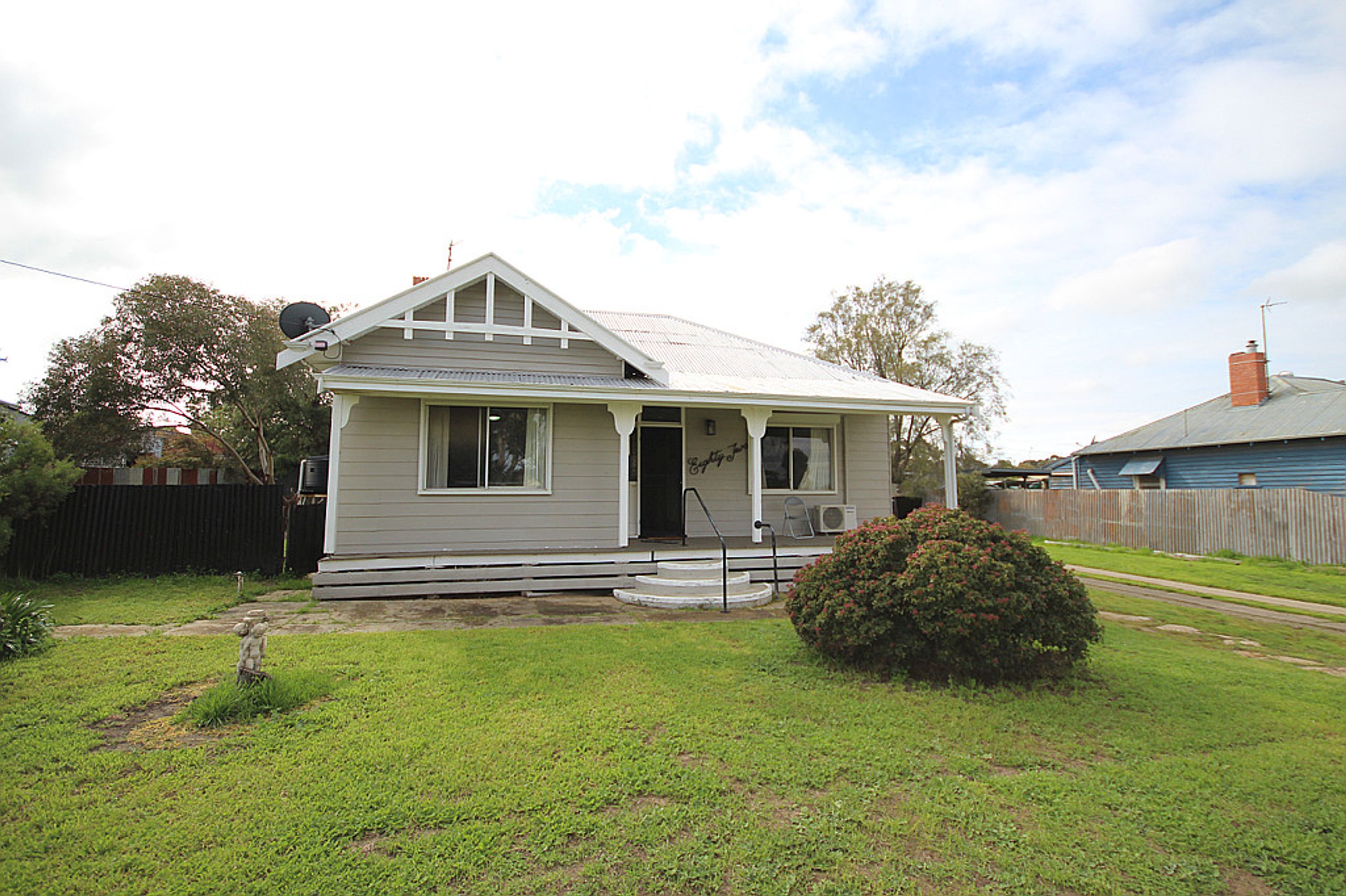 82 Upper Regions Street, Dimboola VIC 3414