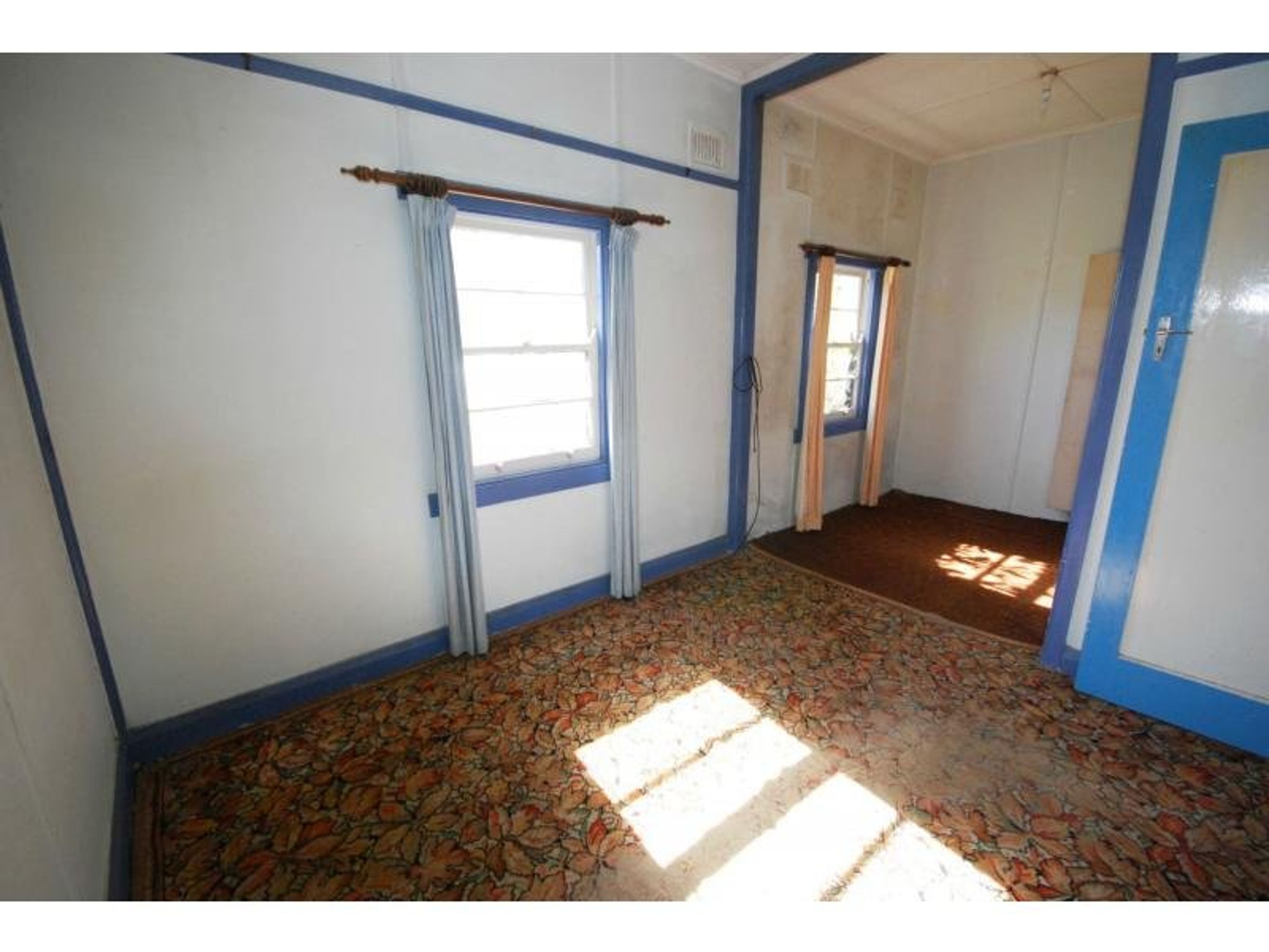 88 Barton Street, Katoomba - Thumbnail 4