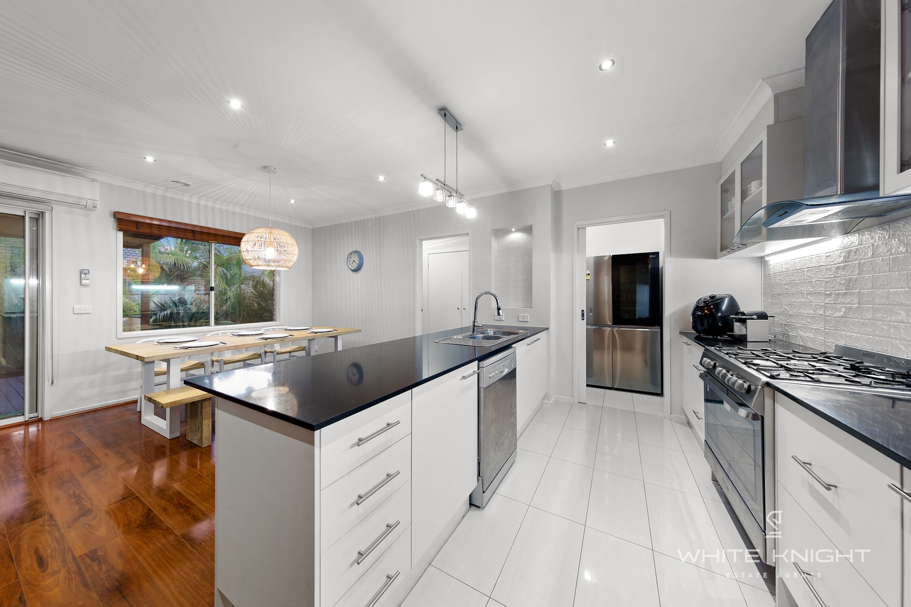38 Wilkins Crescent, Burnside Heights VIC 3023, Burnside Heights - Thumbnail 7