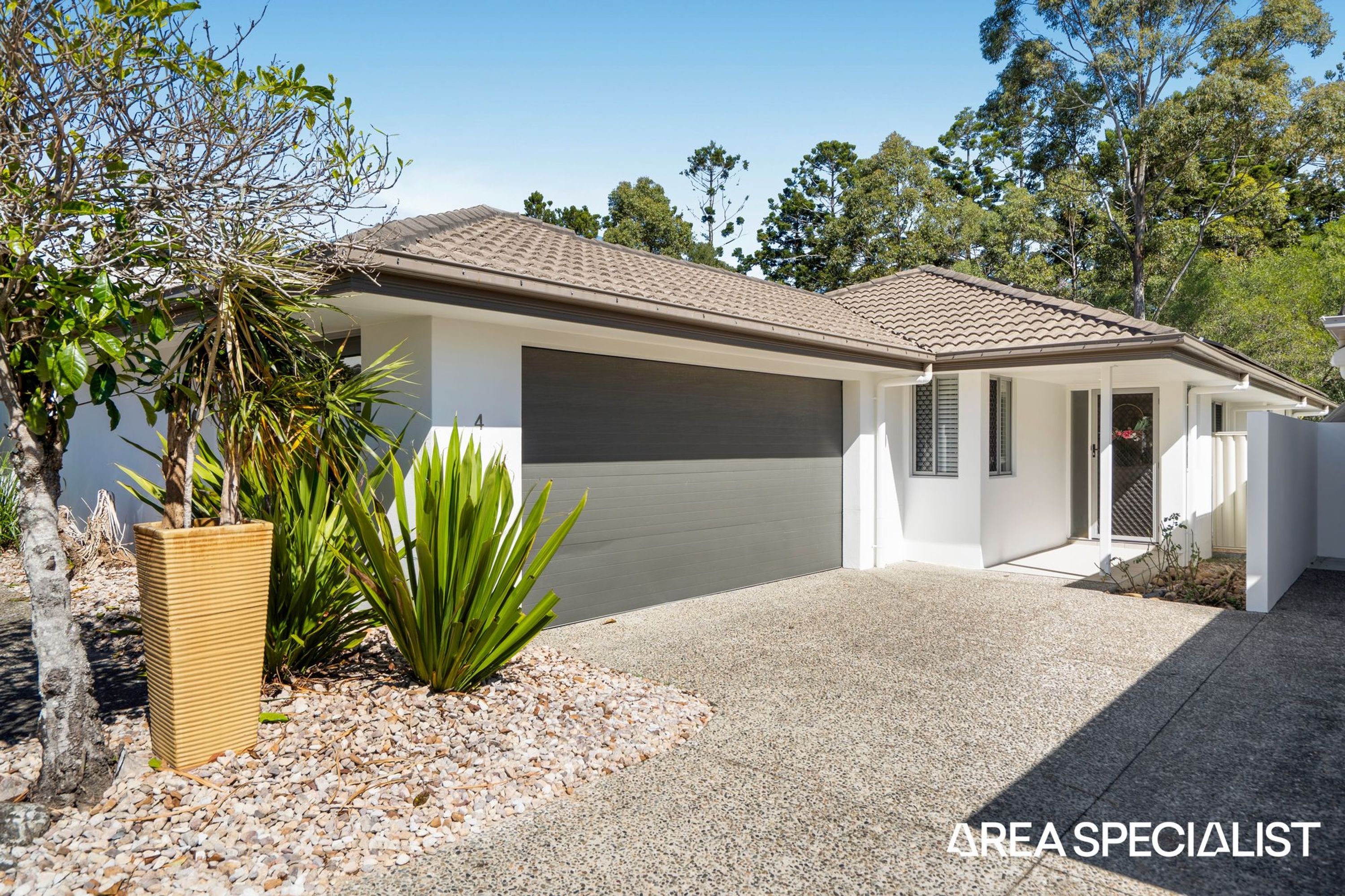 4/111 McAuley Parade, Pacific Pines, Pacific Pines - Image 1