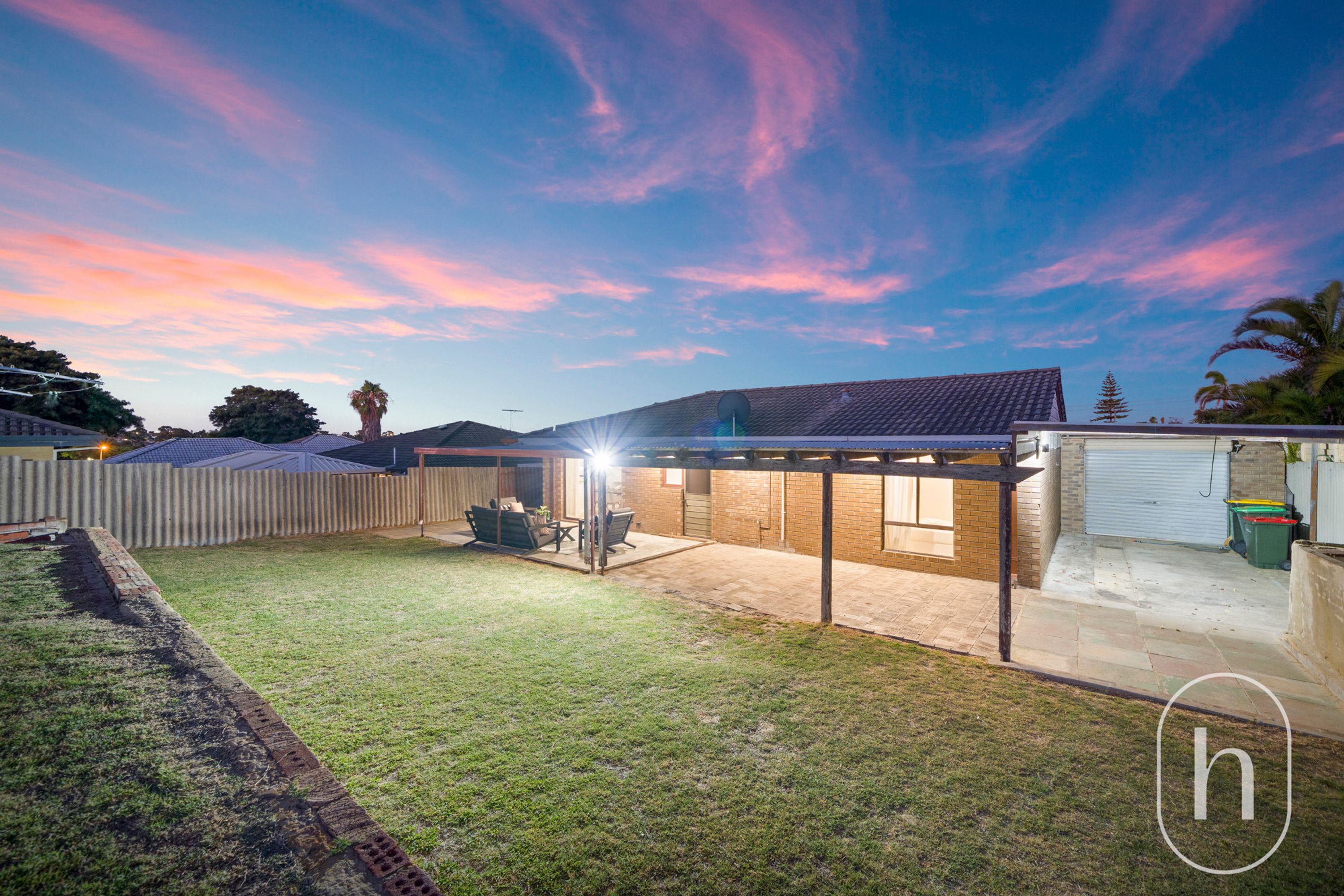 42 Pacific Way, Beldon - Thumbnail 4