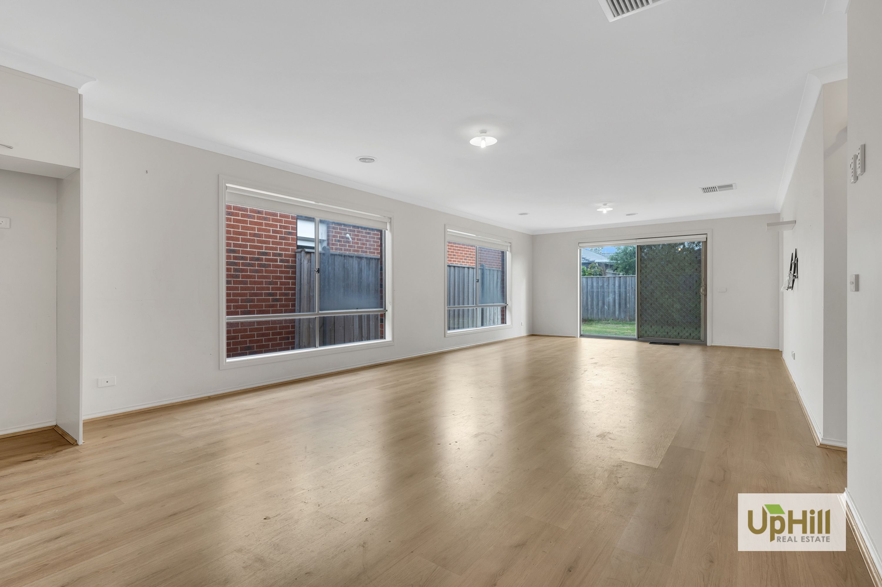 12 Marathon Way, Narre Warren South - Thumbnail 2