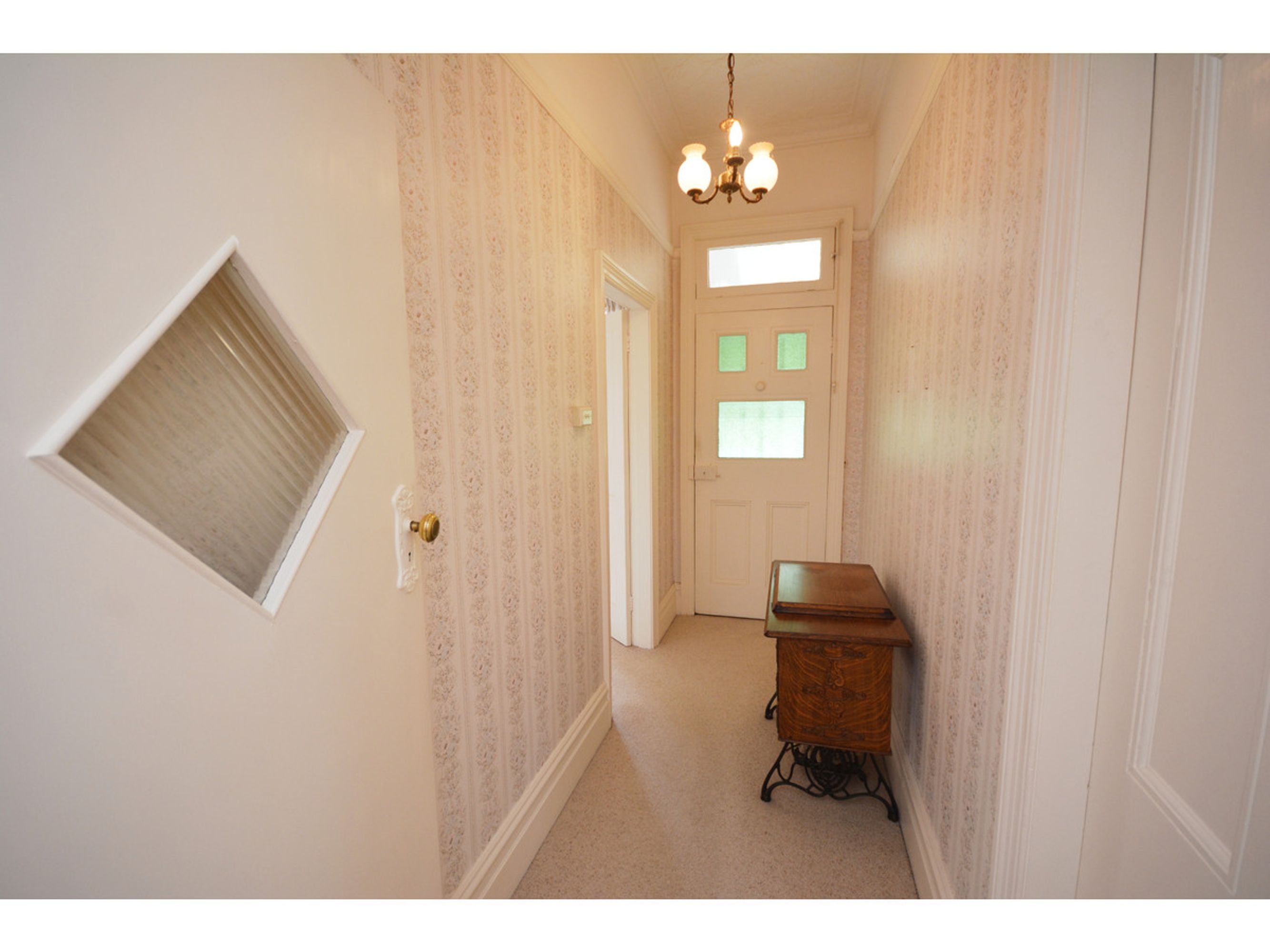 18 Waratah Street, Katoomba - Thumbnail 4