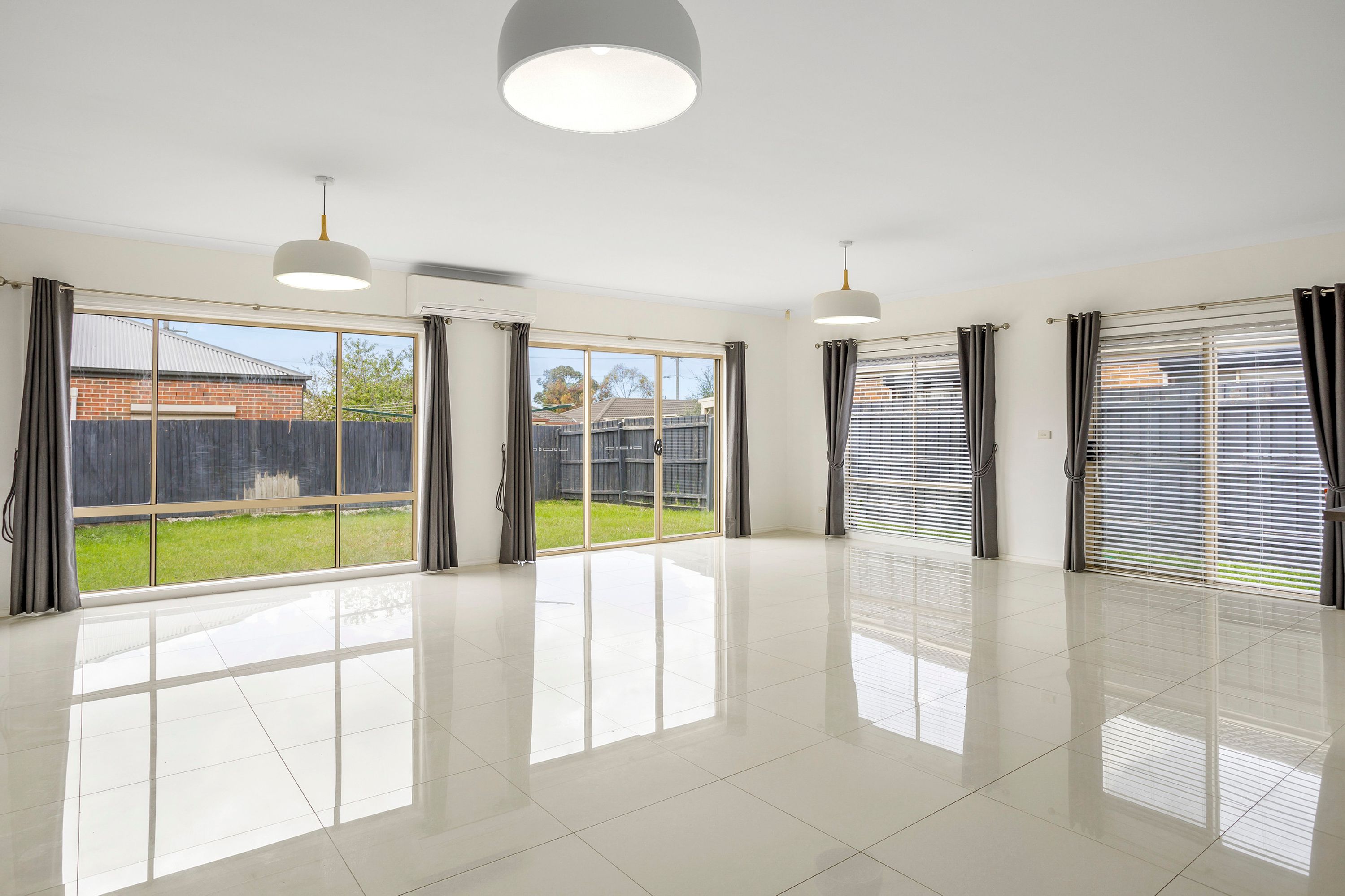 16 Egan Close, Werribee, VIC 3030, Werribee - Thumbnail 3