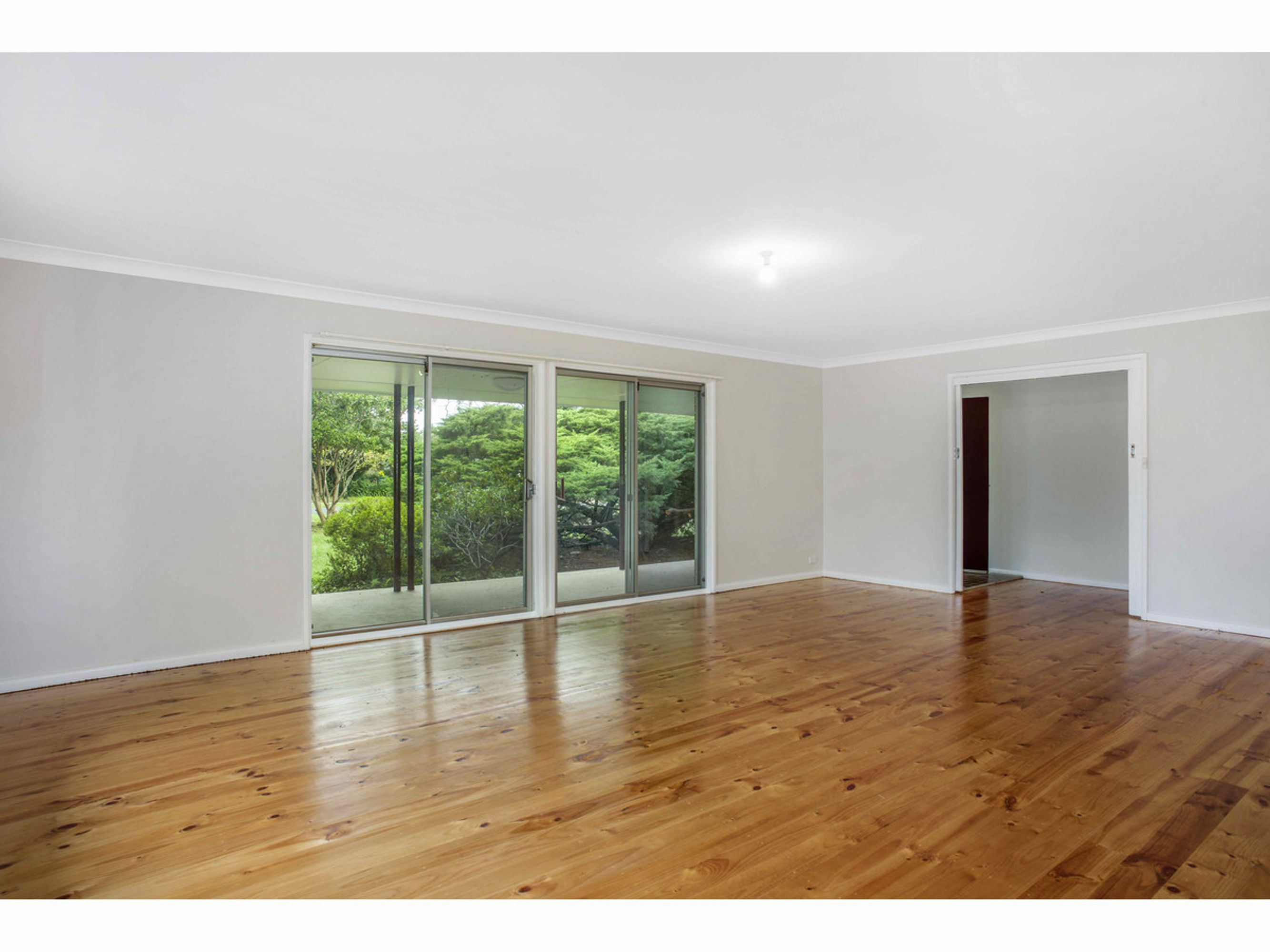 58-60 White Cross Road, Winmalee - Thumbnail 3
