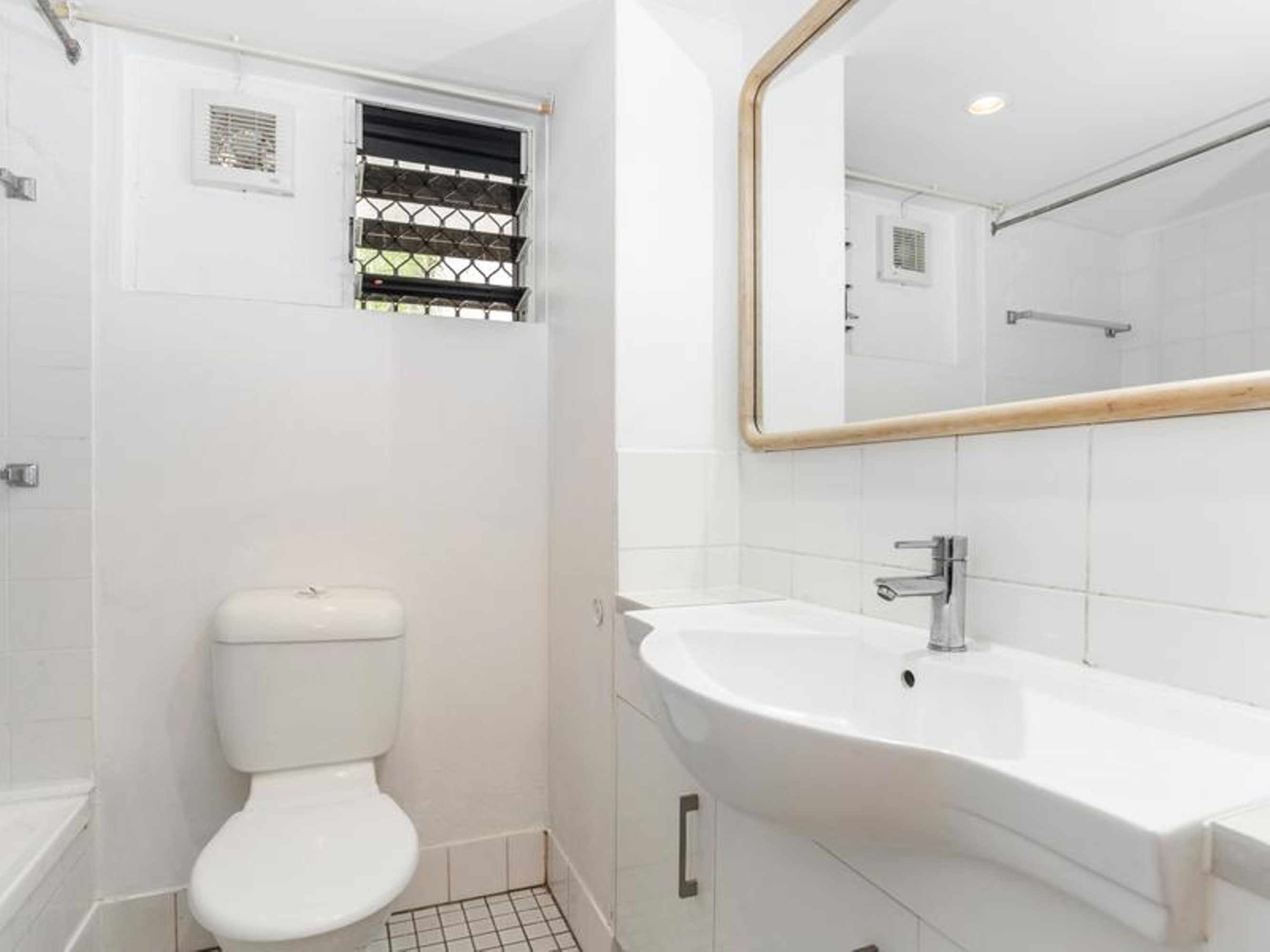 4/14 Upward Street, Cairns North - Thumbnail 6