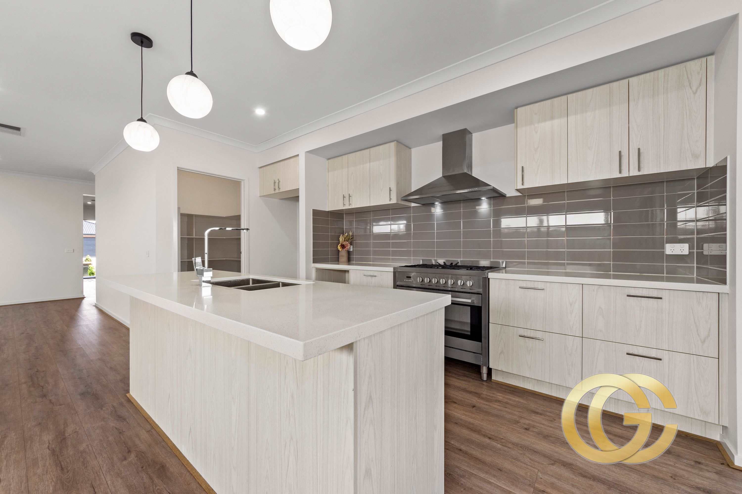25 Roy Street, Thornhill Park - Thumbnail 2