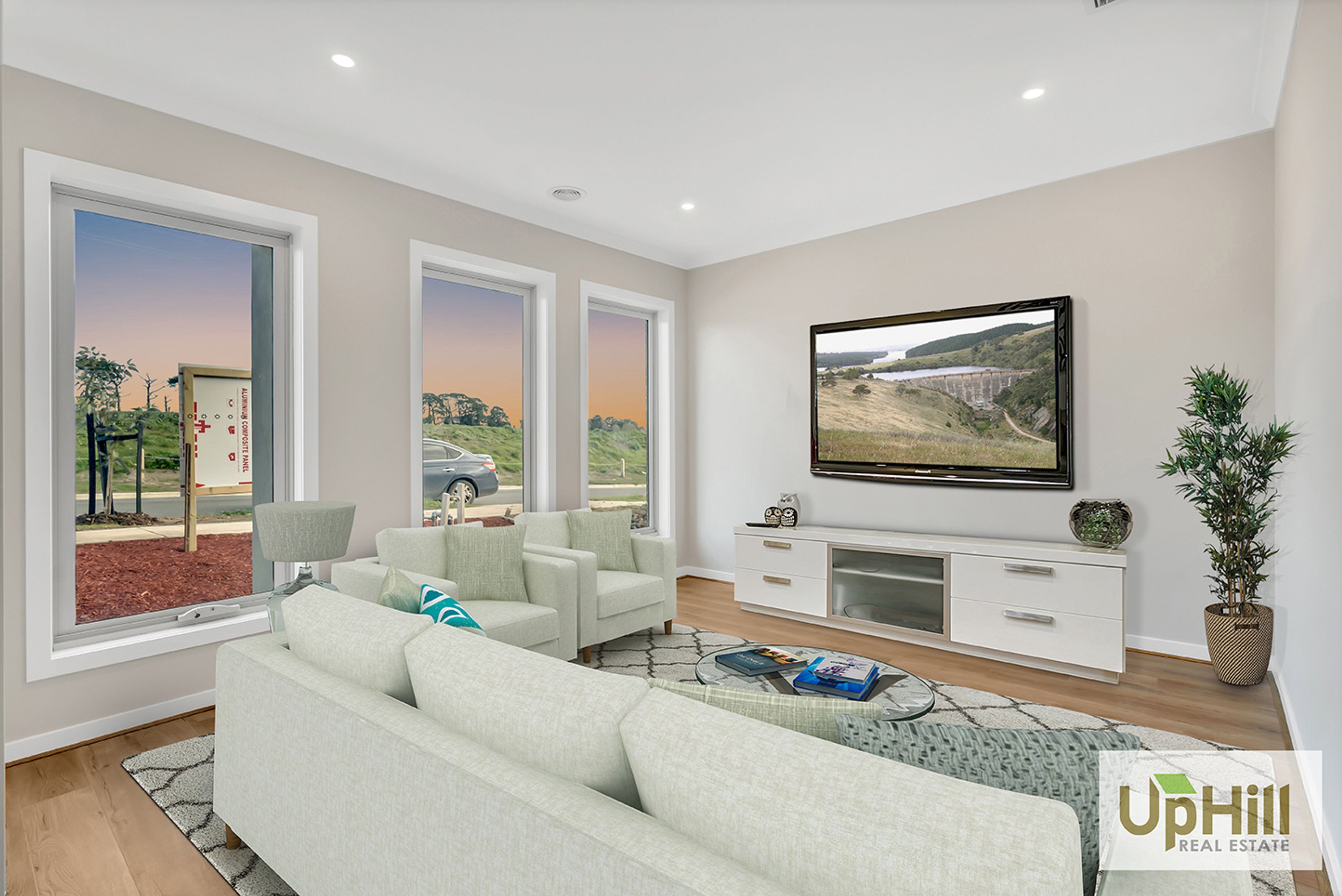 35 BABYLON CRESCENT, Clyde North - Thumbnail 2